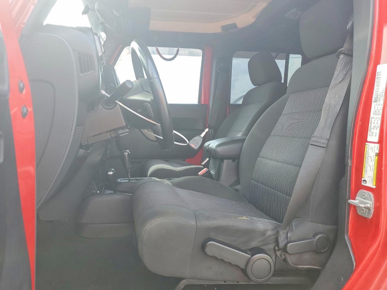 2011 Jeep Wrangler Unlimited Sport Red vin: 1J4BA3H17BL582341