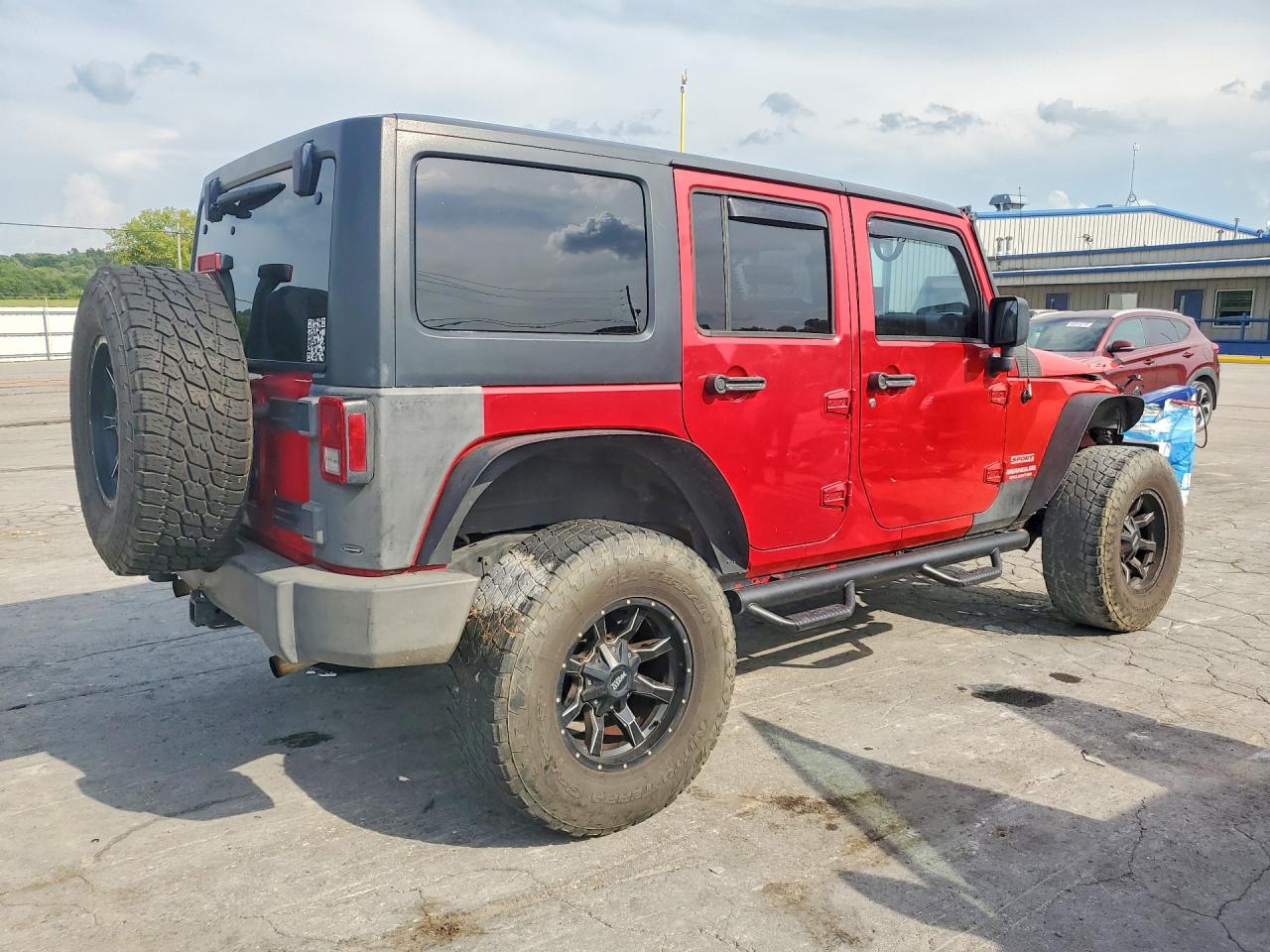 2011 Jeep Wrangler Unlimited Sport Red vin: 1J4BA3H17BL582341
