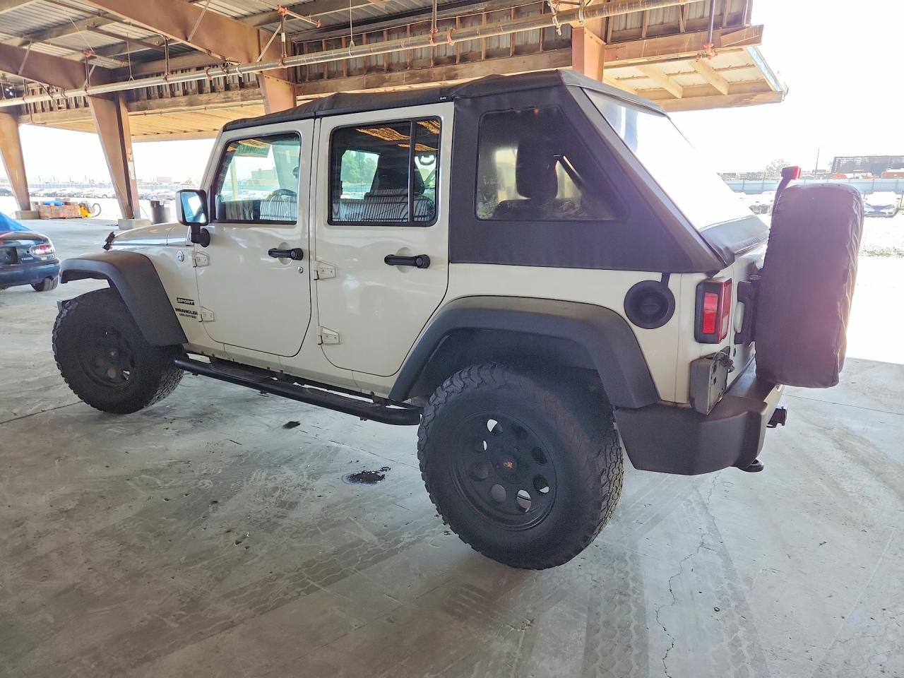 2011 Jeep Wrangler Unlimited Sport White vin: 1J4BA3H17BL638276
