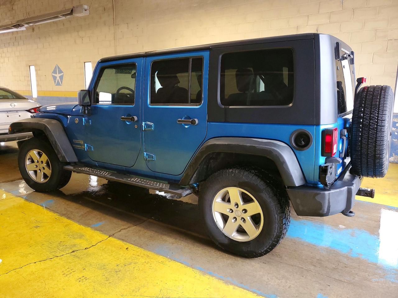 2010 Jeep Wrangler Unlimited Sport Синий vin: 1J4BA3H18AL132891