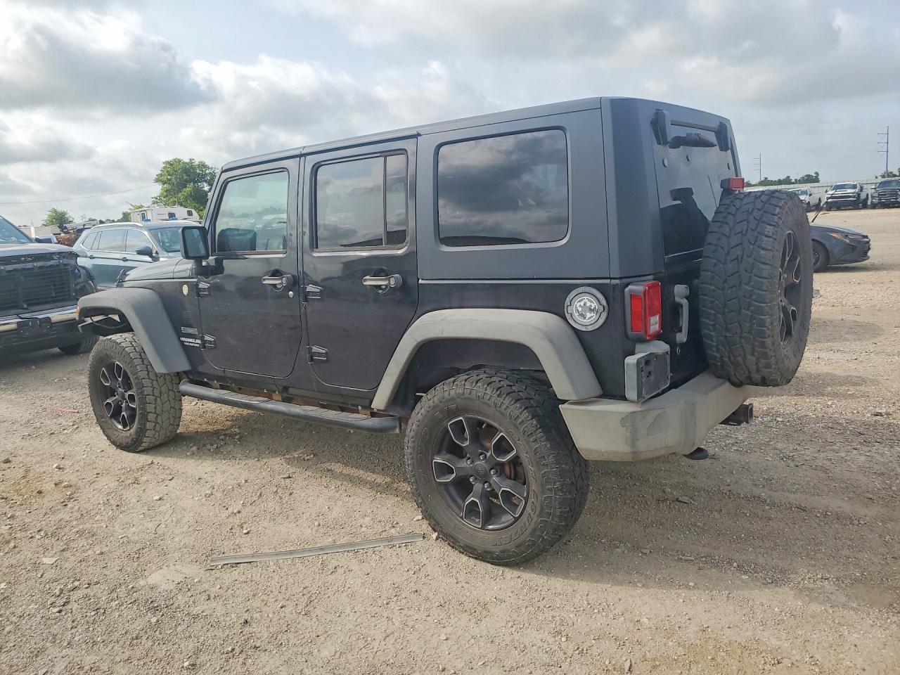 2010 Jeep Wrangler Unlimited Sport Black vin: 1J4BA3H18AL182125