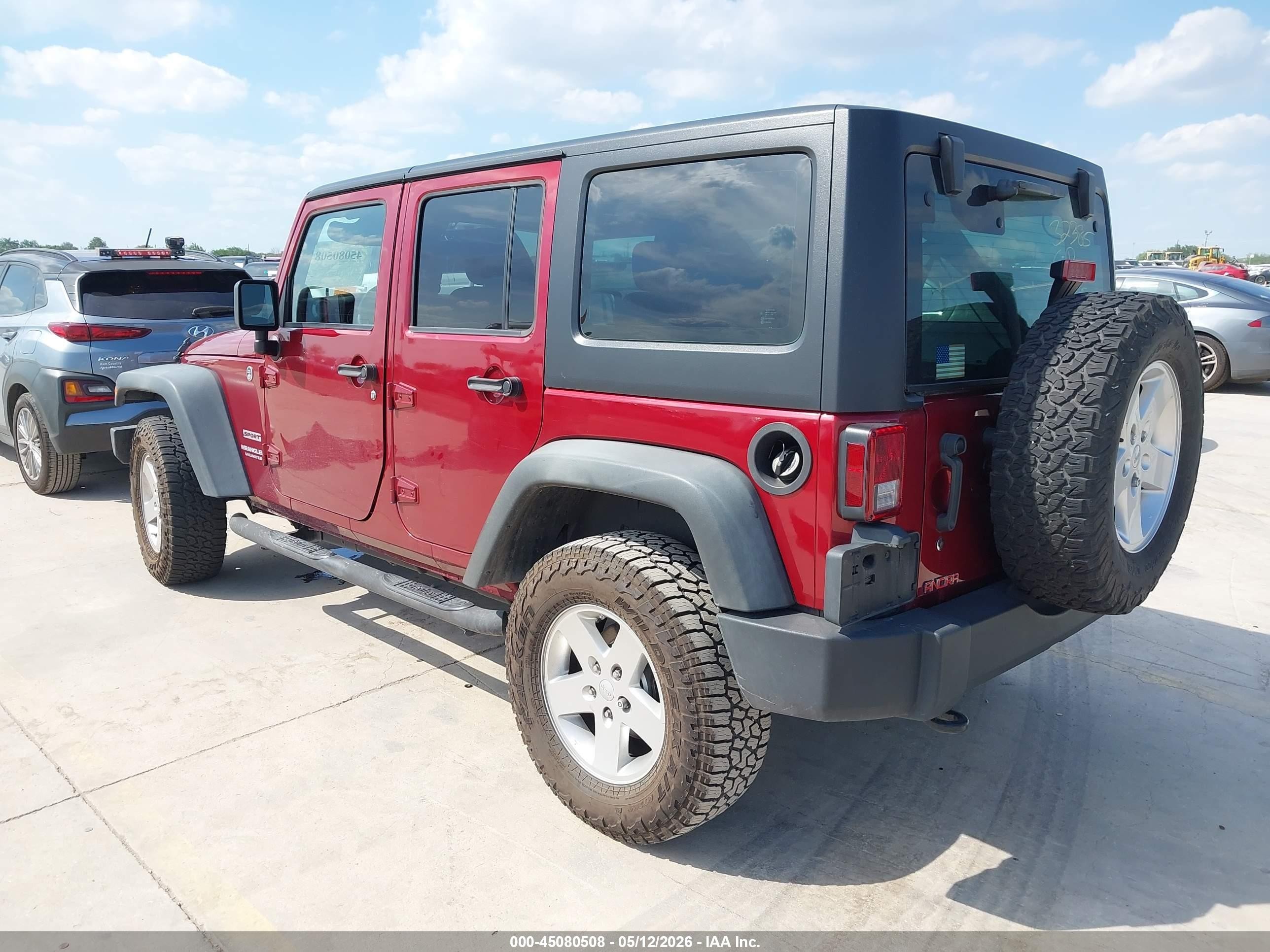 2011 Jeep Wrangler Unlimited Sport Темно-бордовый vin: 1J4BA3H18BL528806