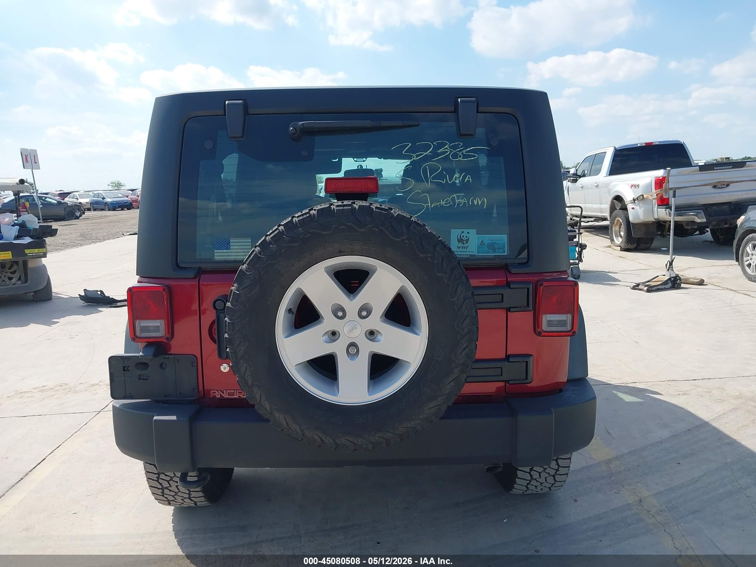 2011 Jeep Wrangler Unlimited Sport Темно-бордовый vin: 1J4BA3H18BL528806