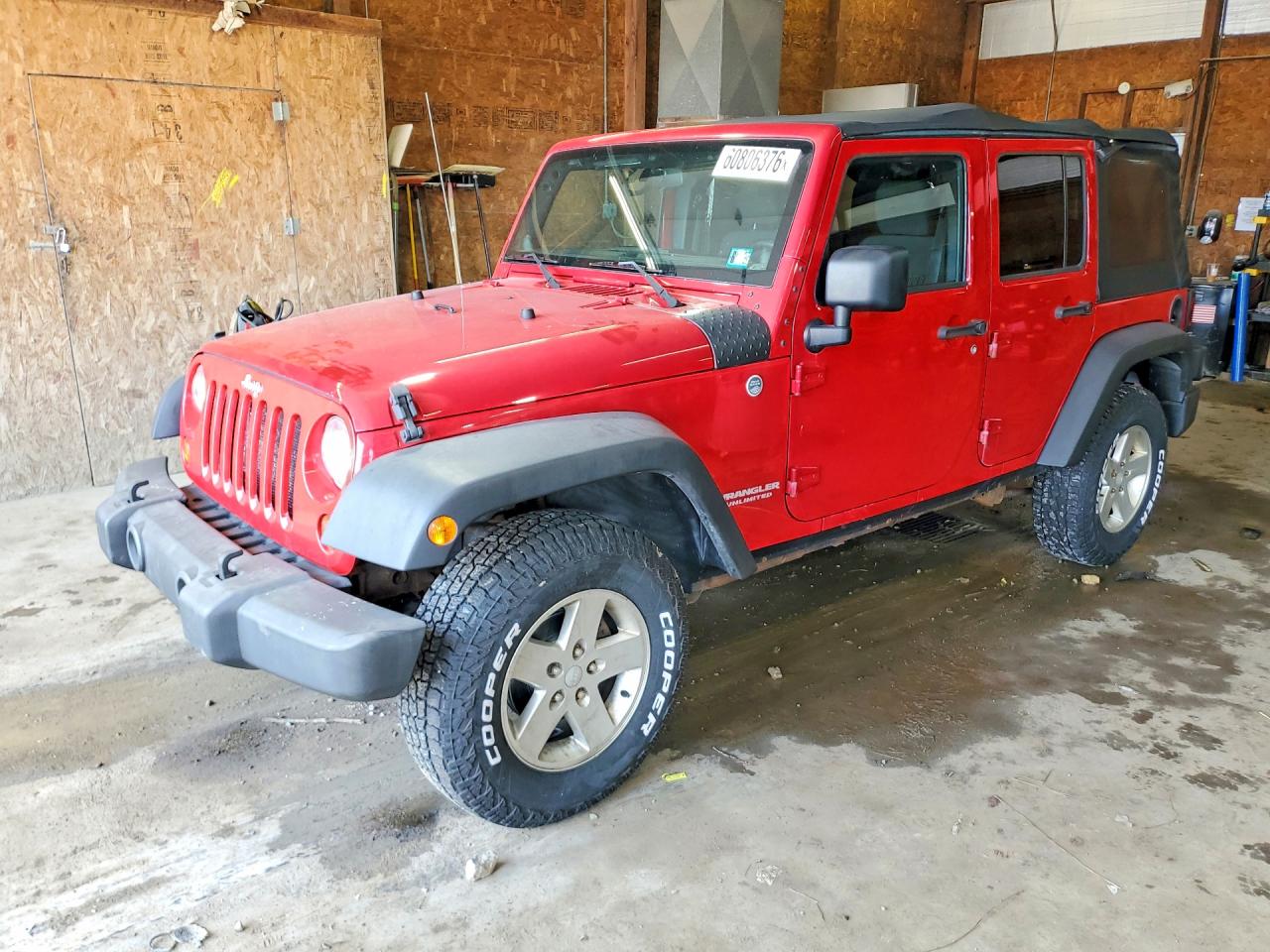 2011 Jeep Wrangler Unlimited Sport Red vin: 1J4BA3H18BL537327