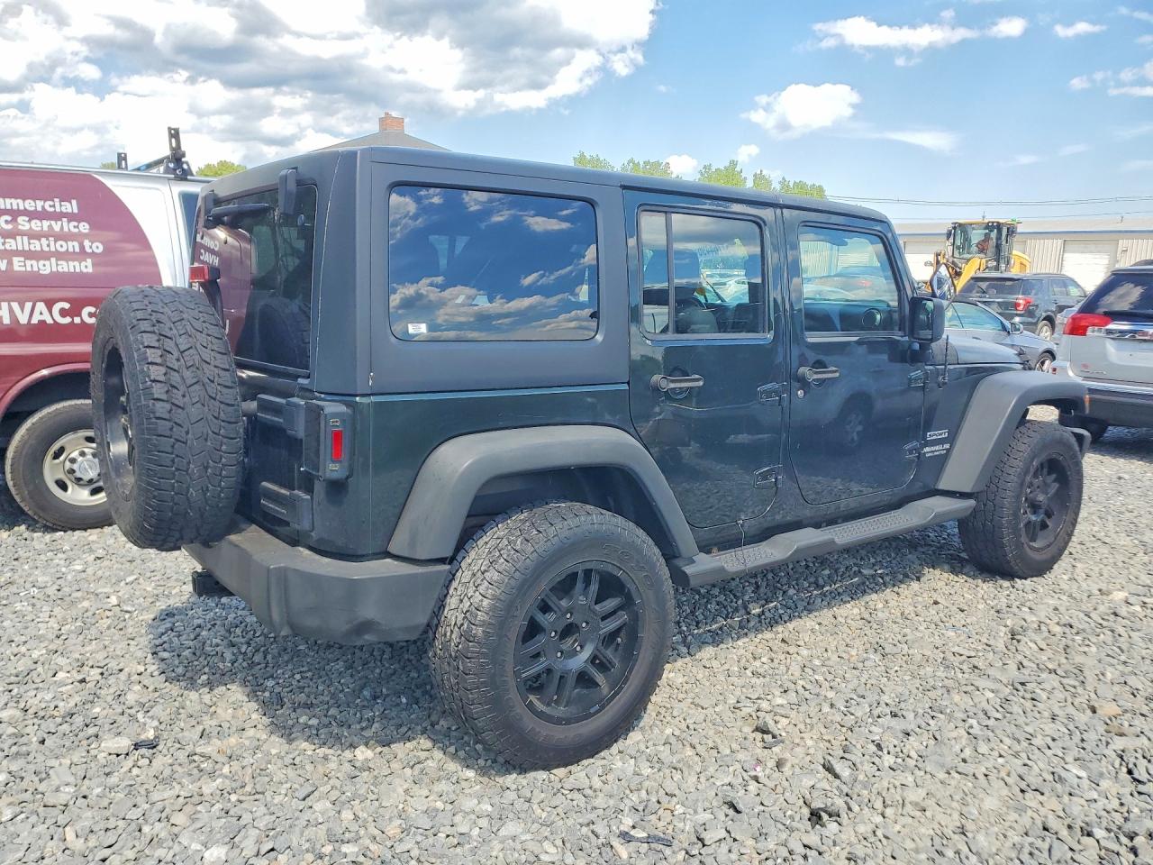 2011 Jeep Wrangler Unlimited Sport Green vin: 1J4BA3H18BL581943