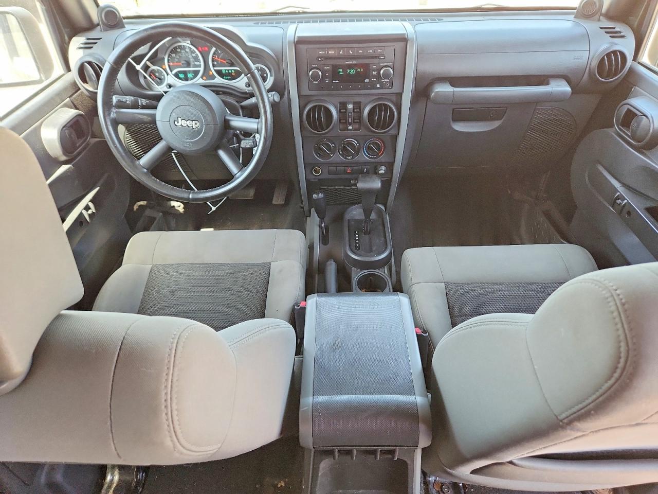 2010 Jeep Wrangler Unlimited Sport Green vin: 1J4BA3H19AL124878