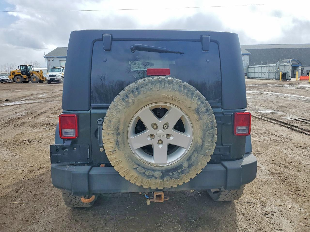 2010 Jeep Wrangler Unlimited Sport Green vin: 1J4BA3H19AL151191