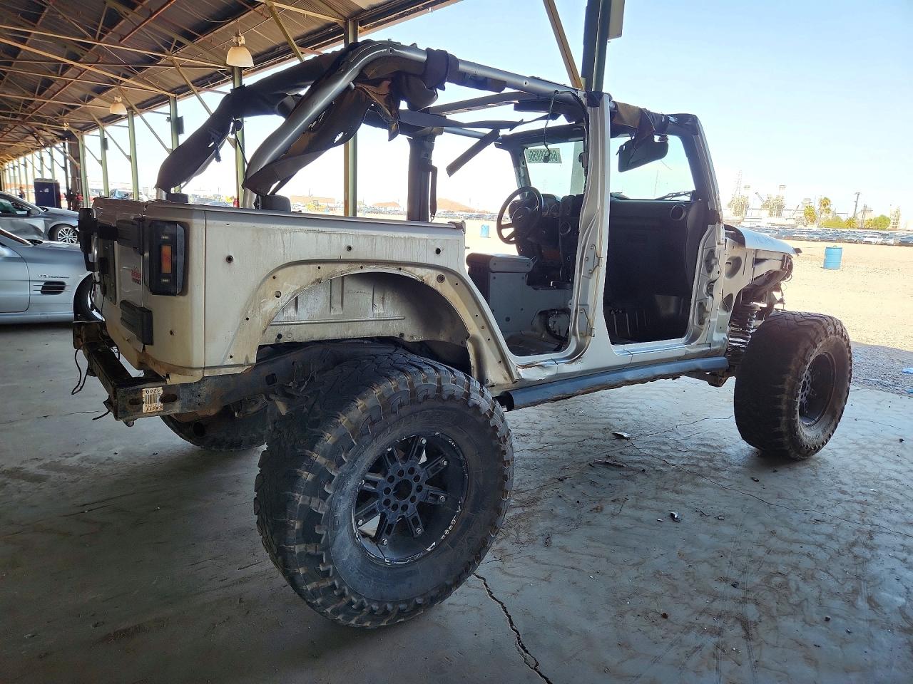 2010 Jeep Wrangler Unlimited Sport Silver vin: 1J4BA3H19AL179671