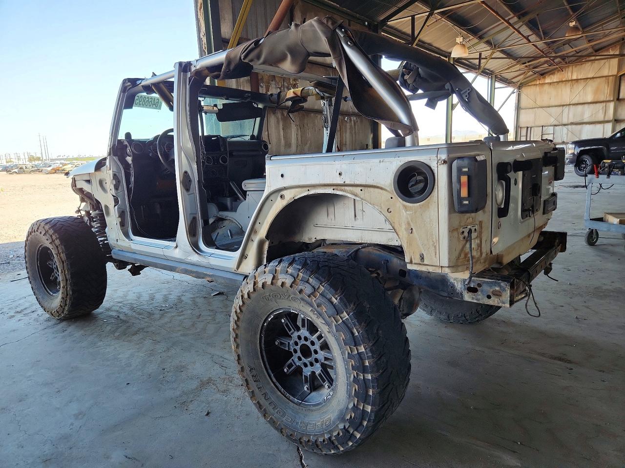 2010 Jeep Wrangler Unlimited Sport Silver vin: 1J4BA3H19AL179671