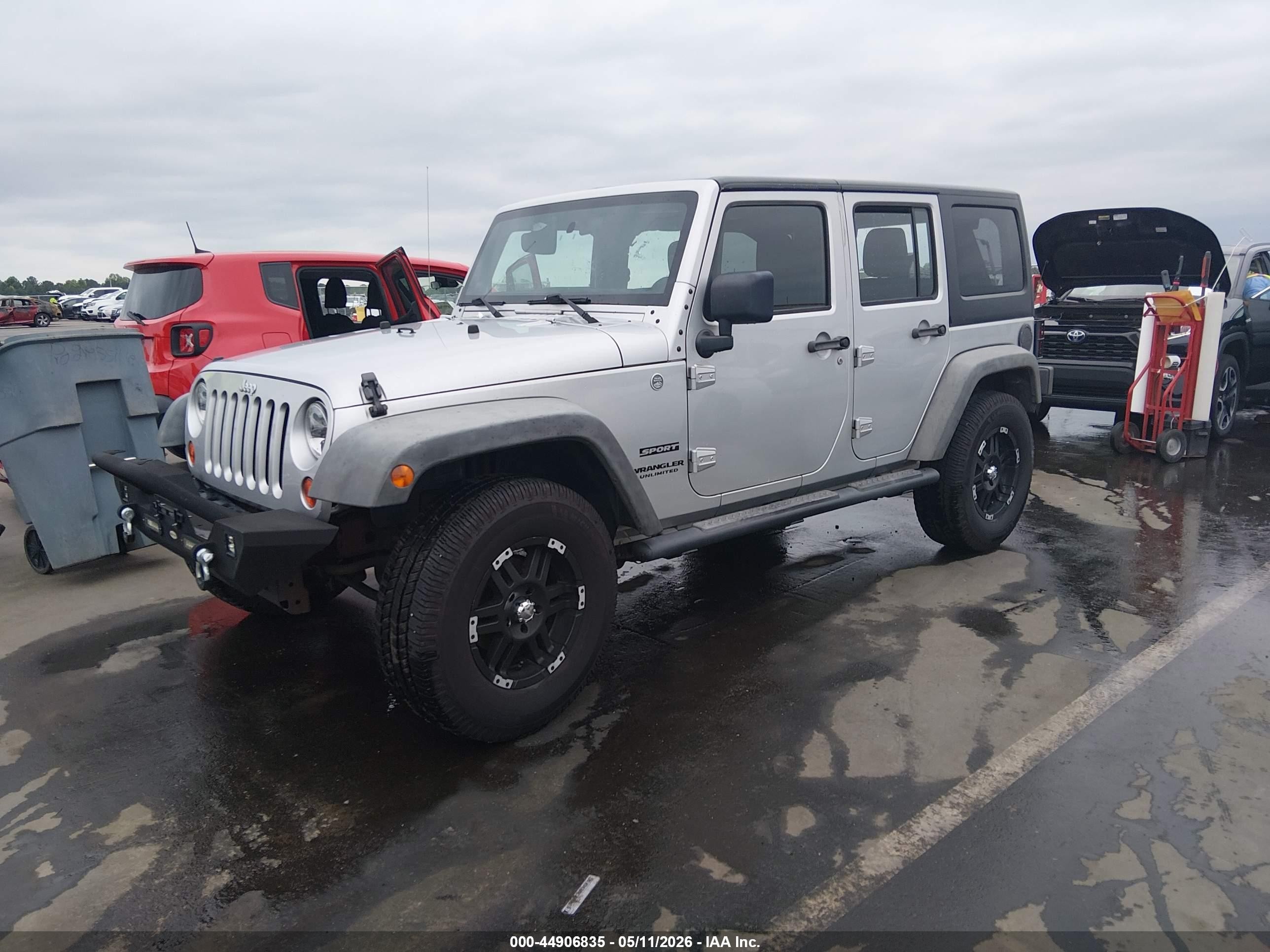 2011 Jeep Wrangler Unlimited Sport Silver vin: 1J4BA3H19BL514798