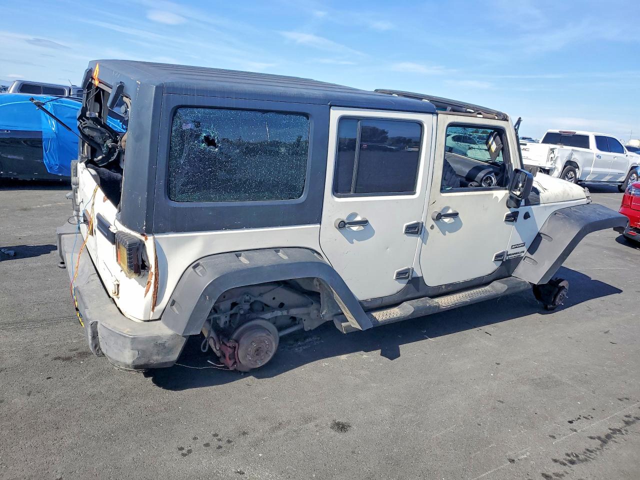 2010 Jeep Wrangler Unlimited Sport White vin: 1J4BA3H1XAL188654
