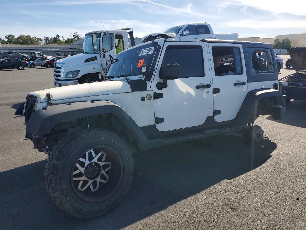 2010 Jeep Wrangler Unlimited Sport White vin: 1J4BA3H1XAL188654