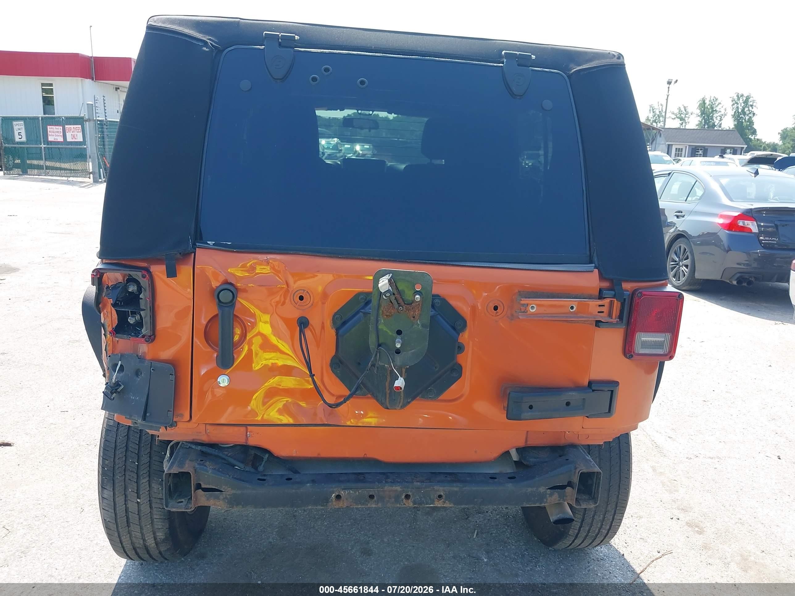 2011 Jeep Wrangler Unlimited Sport Orange vin: 1J4BA3H1XBL581250