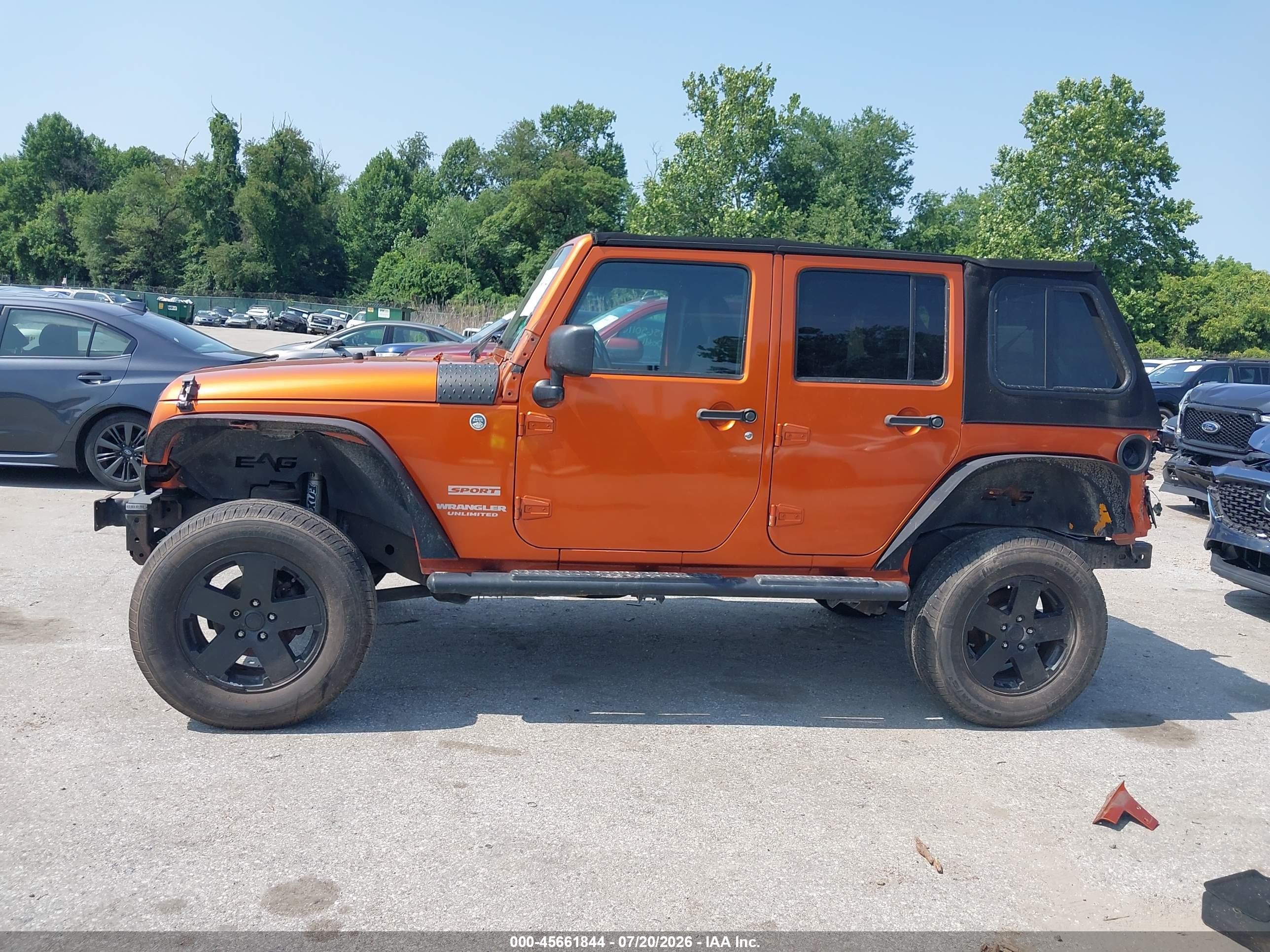 2011 Jeep Wrangler Unlimited Sport Orange vin: 1J4BA3H1XBL581250