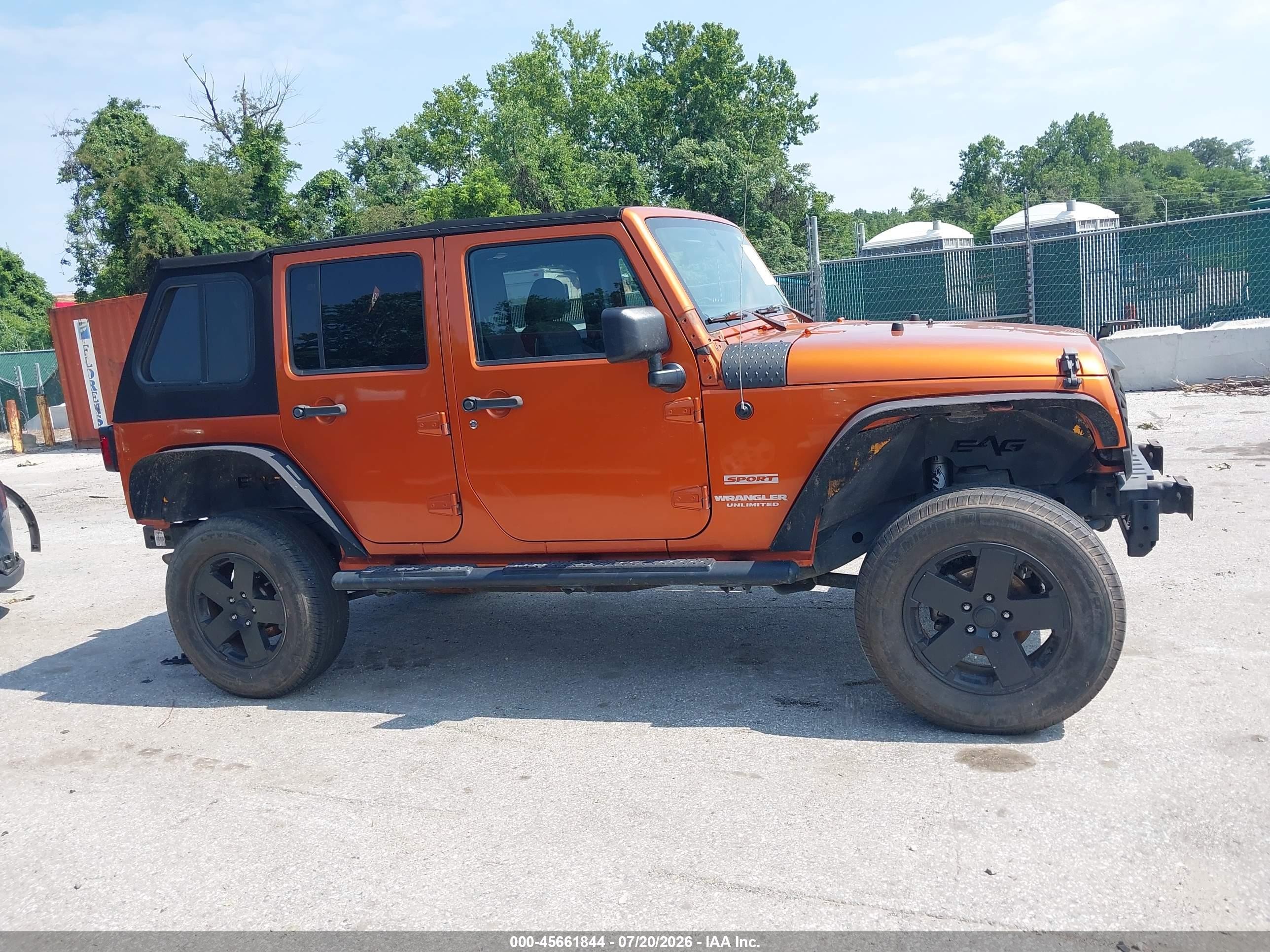 2011 Jeep Wrangler Unlimited Sport Orange vin: 1J4BA3H1XBL581250