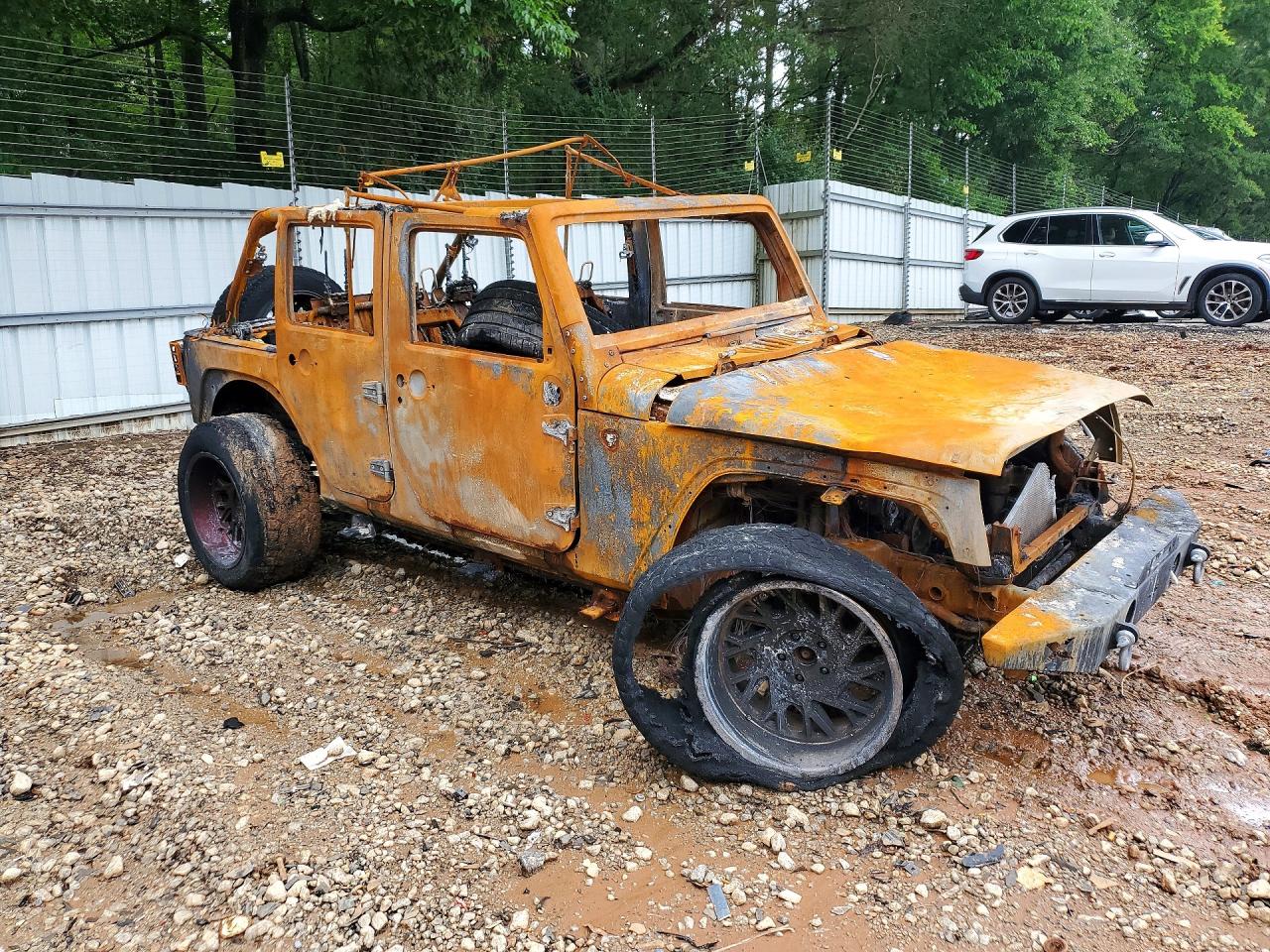 2011 Jeep Wrangler Burn vin: 1J4BA3H4XBL609015