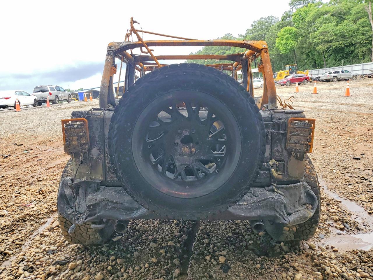 2011 Jeep Wrangler Burn vin: 1J4BA3H4XBL609015