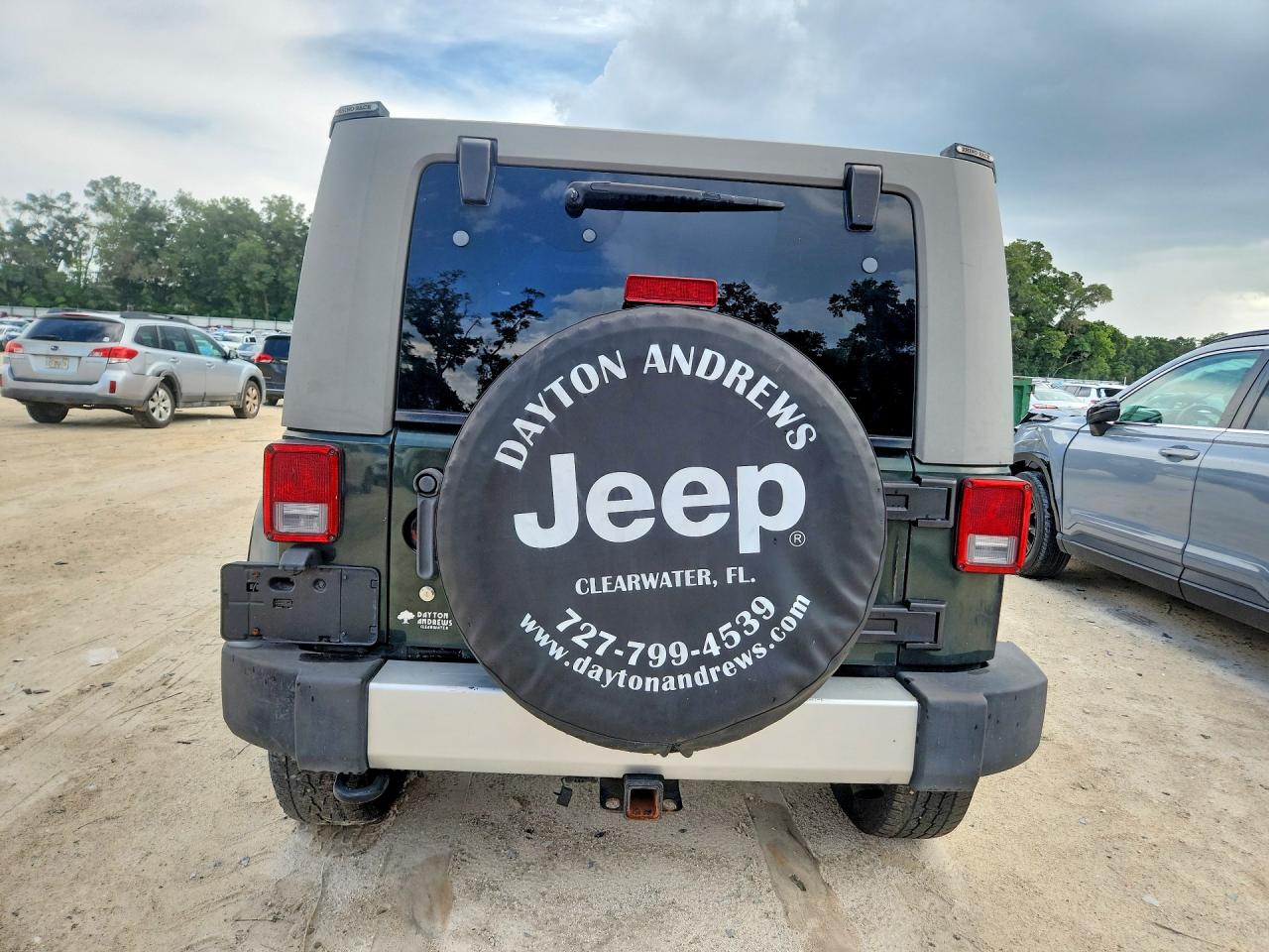 2010 Jeep Wrangler Unlimited Sahara Зеленый vin: 1J4BA5H10AL174953