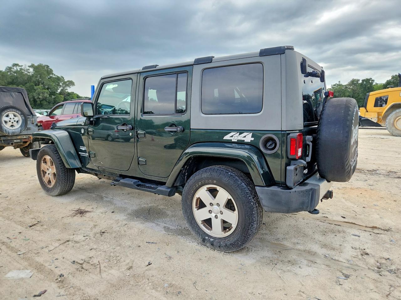 2010 Jeep Wrangler Unlimited Sahara Зеленый vin: 1J4BA5H10AL174953