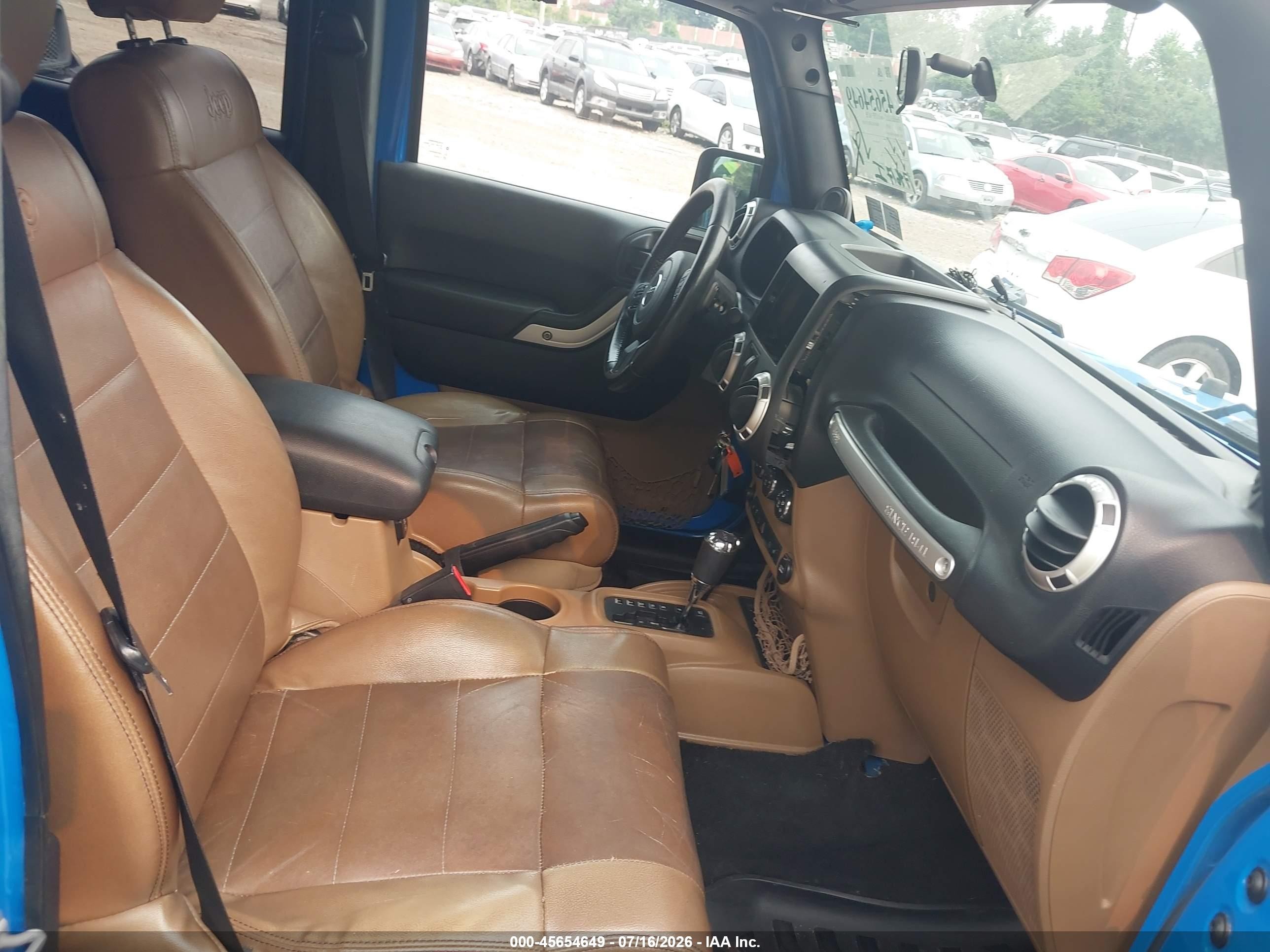2011 Jeep Wrangler Unlimited Sahara Blue vin: 1J4BA5H11BL563361