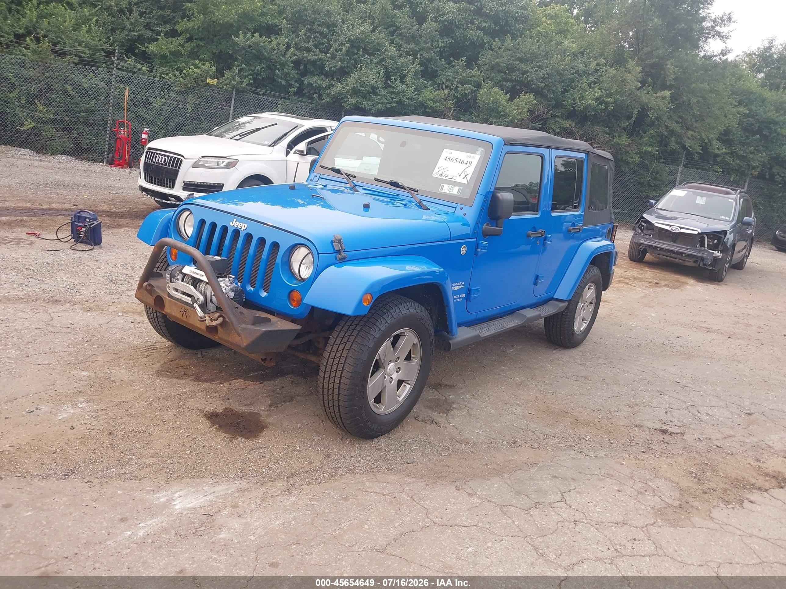 2011 Jeep Wrangler Unlimited Sahara Blue vin: 1J4BA5H11BL563361