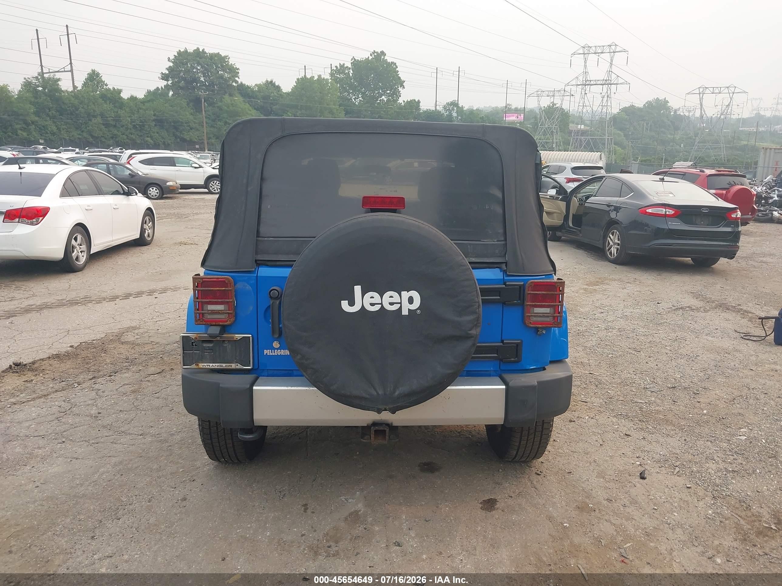 2011 Jeep Wrangler Unlimited Sahara Blue vin: 1J4BA5H11BL563361