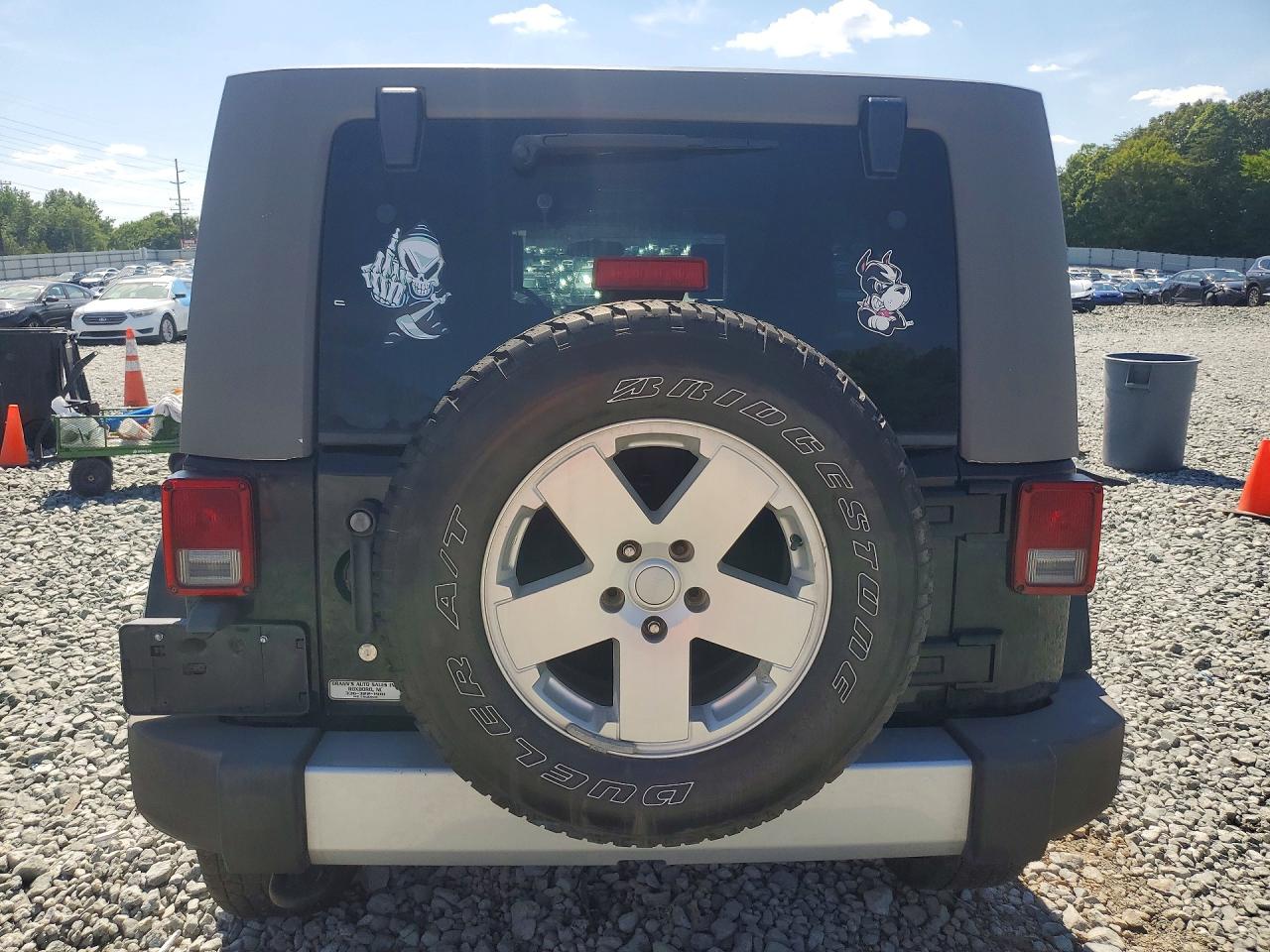 2010 Jeep Wrangler Unlimited Sahara Black vin: 1J4BA5H12AL140030
