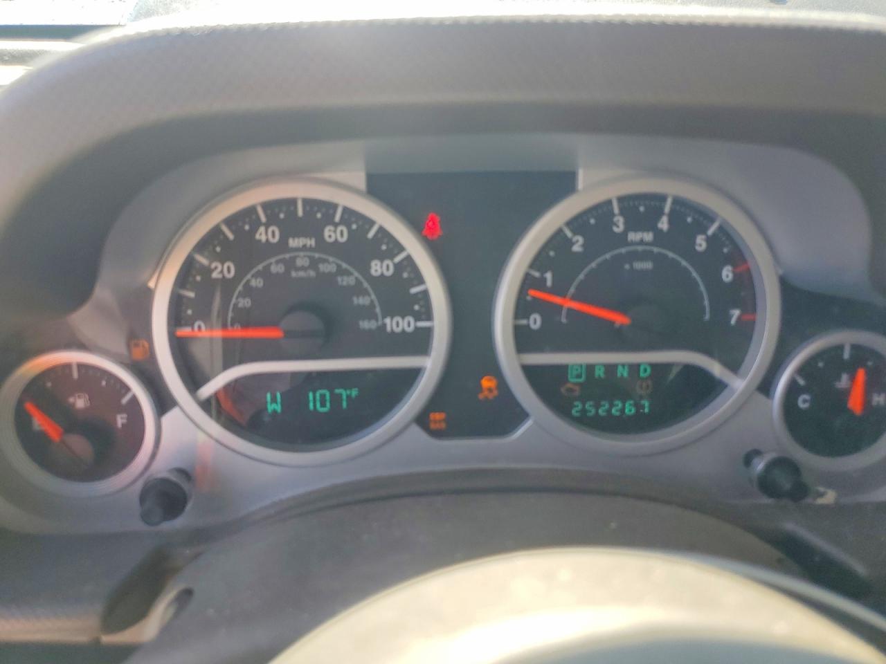 2010 Jeep Wrangler Unlimited Sahara Black vin: 1J4BA5H12AL140030