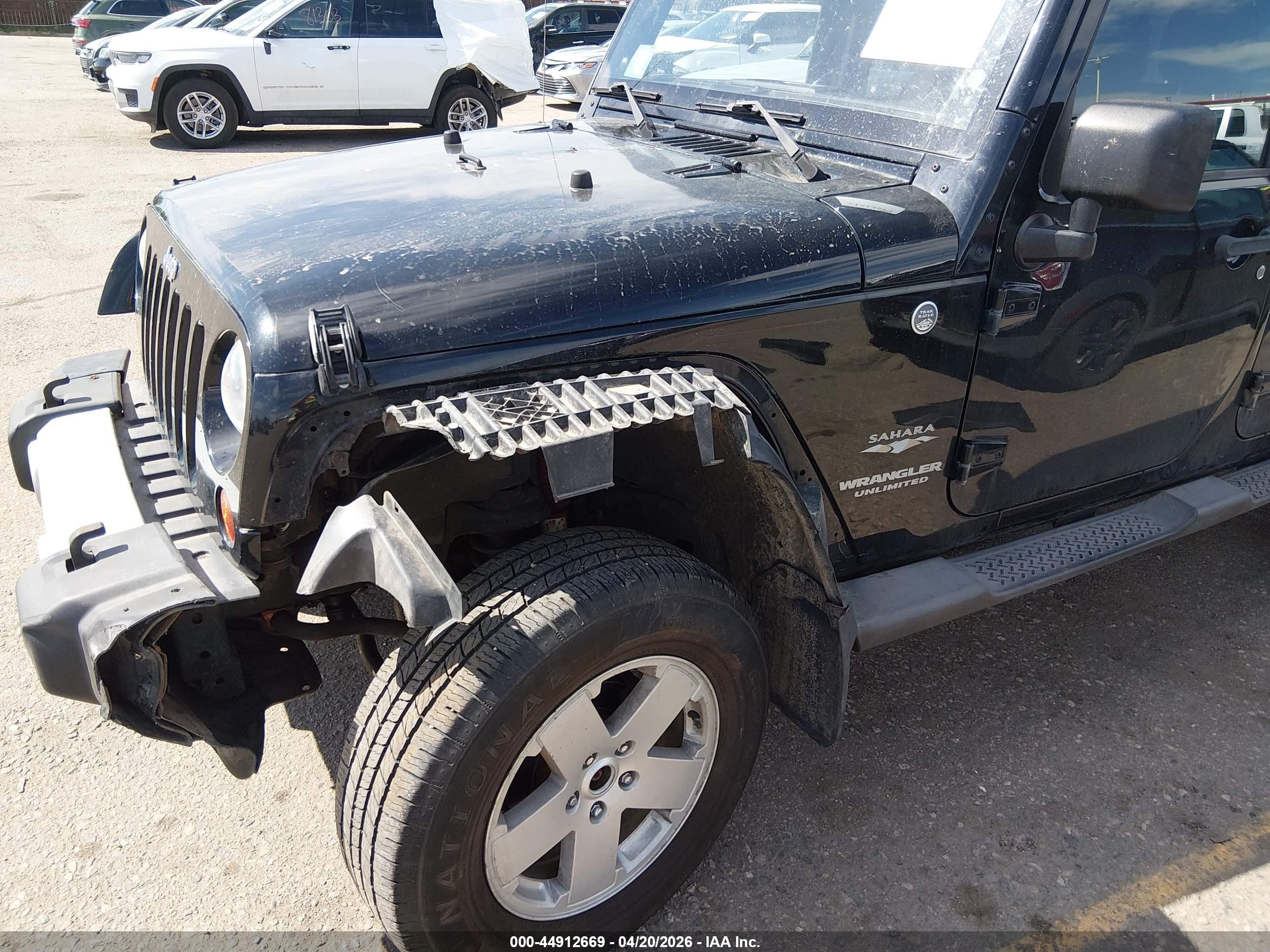 2011 Jeep Wrangler Unlimited Sahara Black vin: 1J4BA5H12BL522477