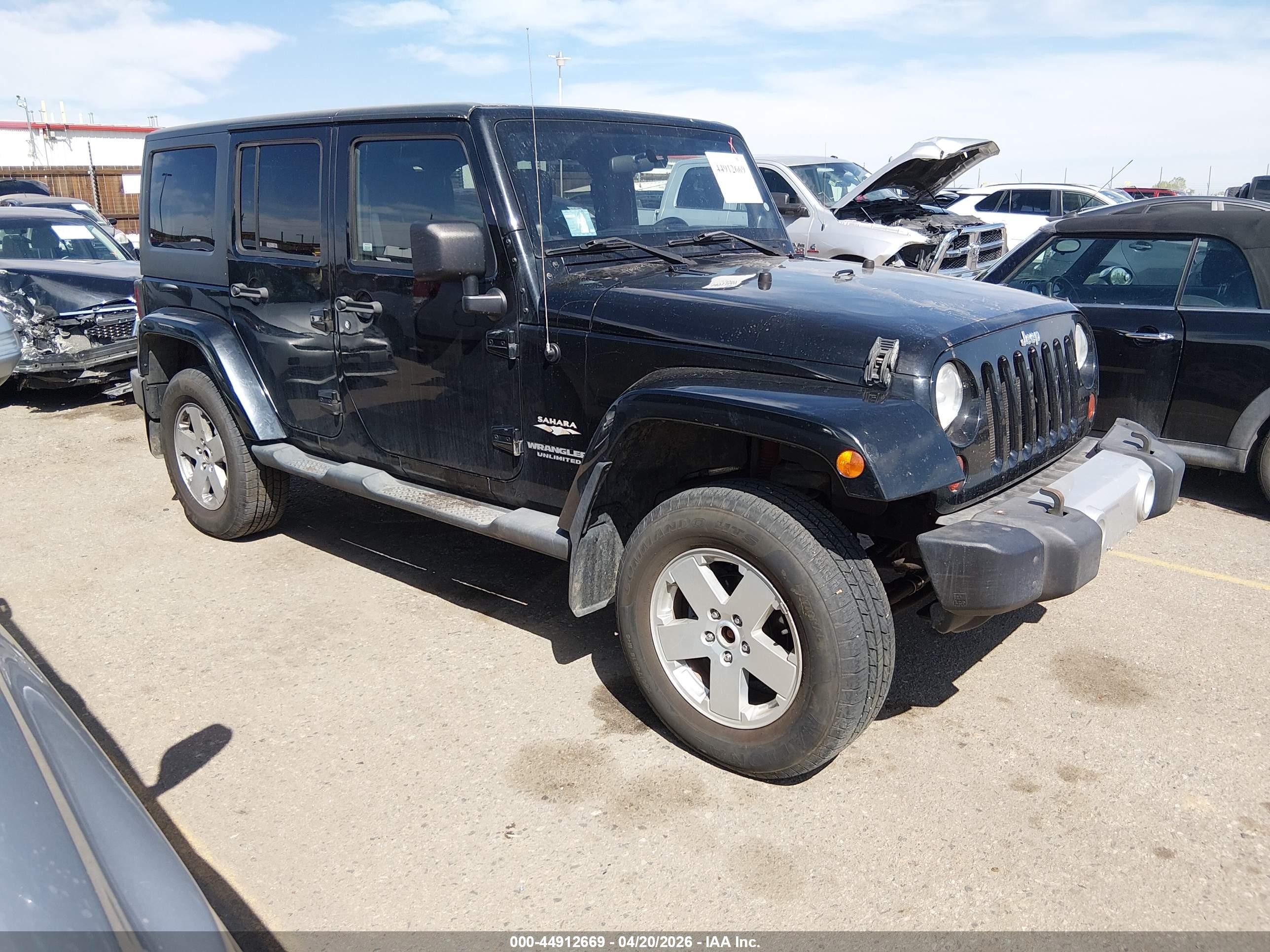 2011 Jeep Wrangler Unlimited Sahara Black vin: 1J4BA5H12BL522477