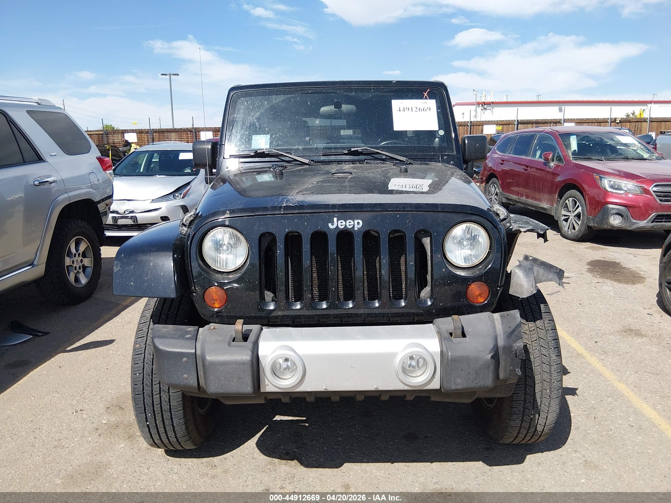 2011 Jeep Wrangler Unlimited Sahara Black vin: 1J4BA5H12BL522477