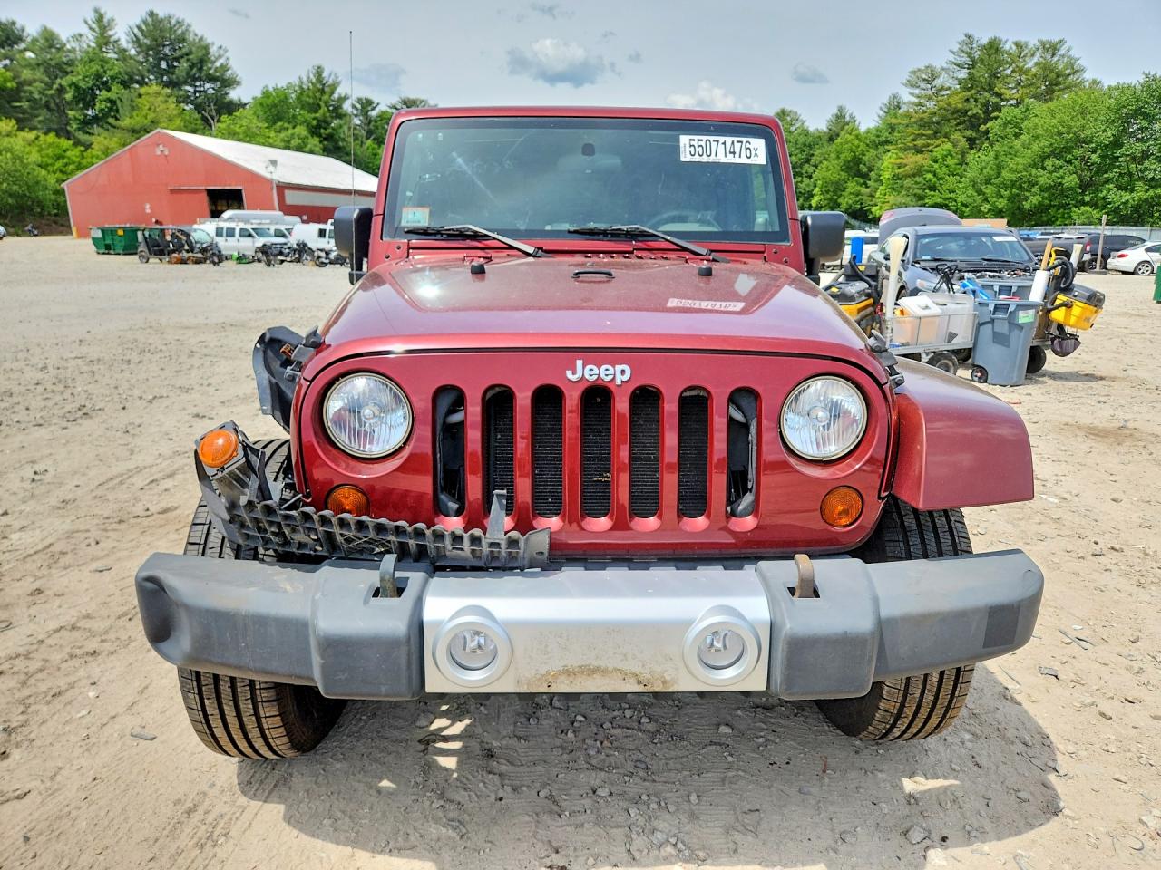 2010 Jeep Wrangler Unlimited Sahara Red vin: 1J4BA5H13AL111071