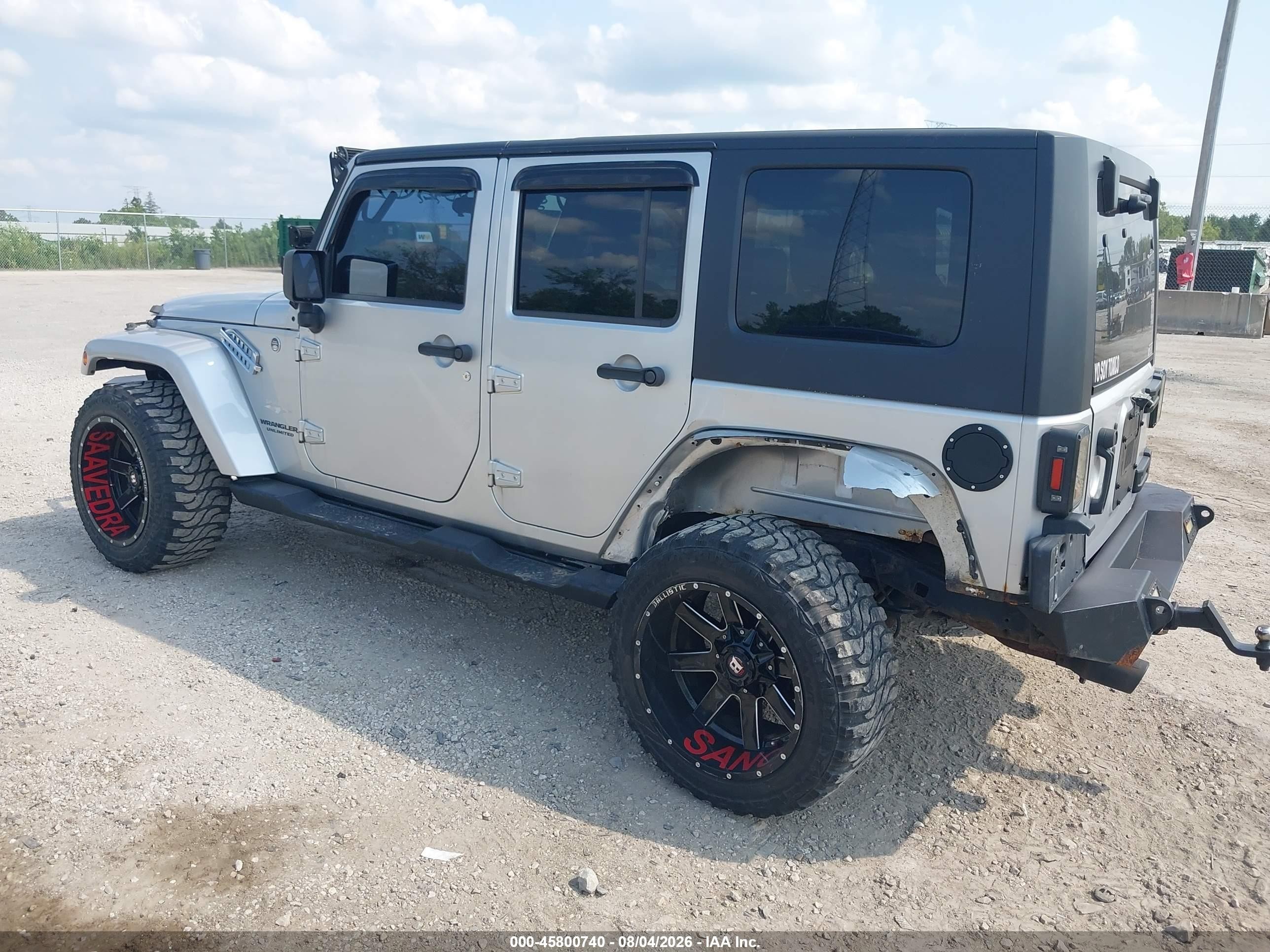 2010 Jeep Wrangler Unlimited Sahara Silver vin: 1J4BA5H13AL123284