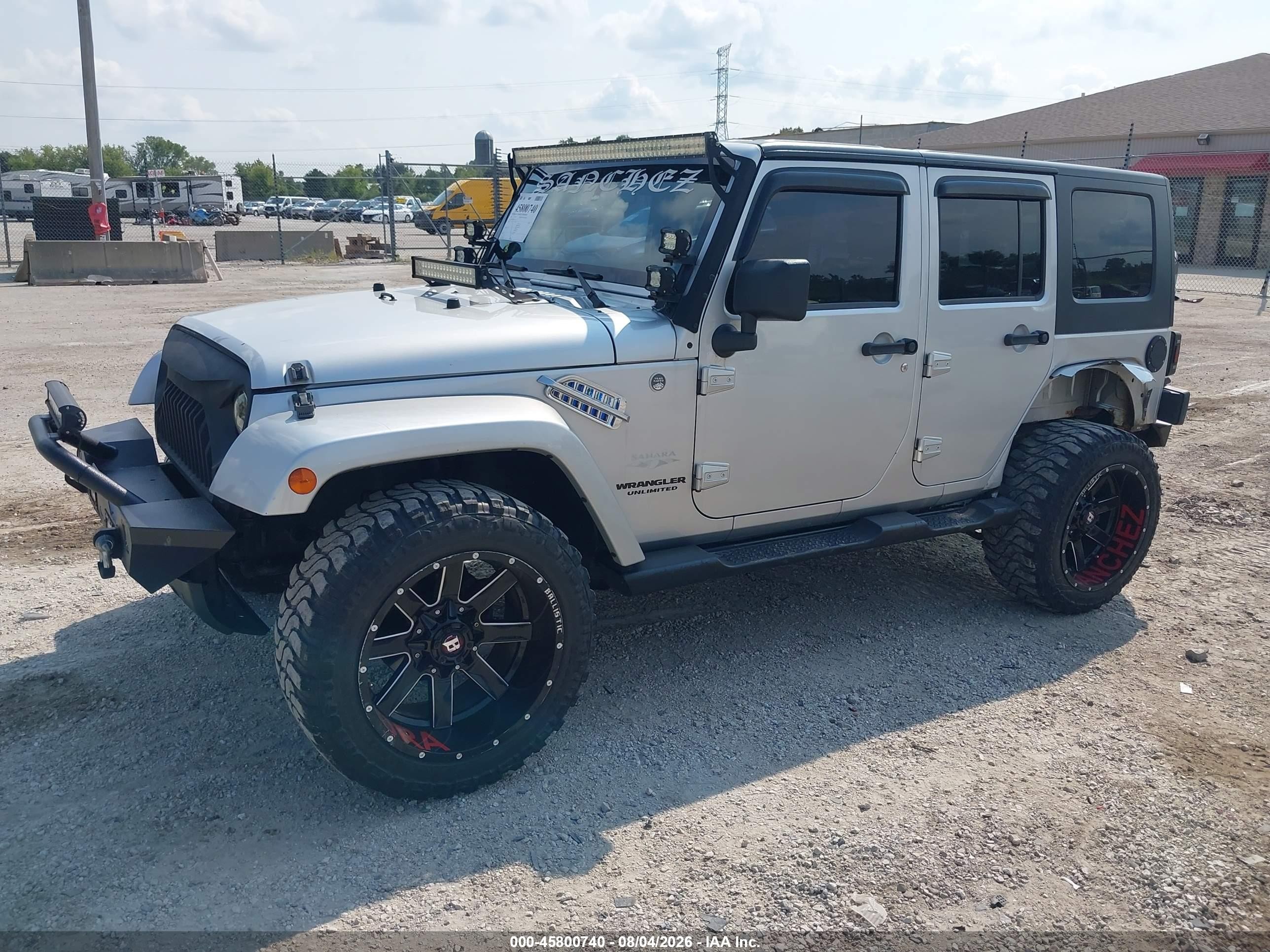 2010 Jeep Wrangler Unlimited Sahara Silver vin: 1J4BA5H13AL123284