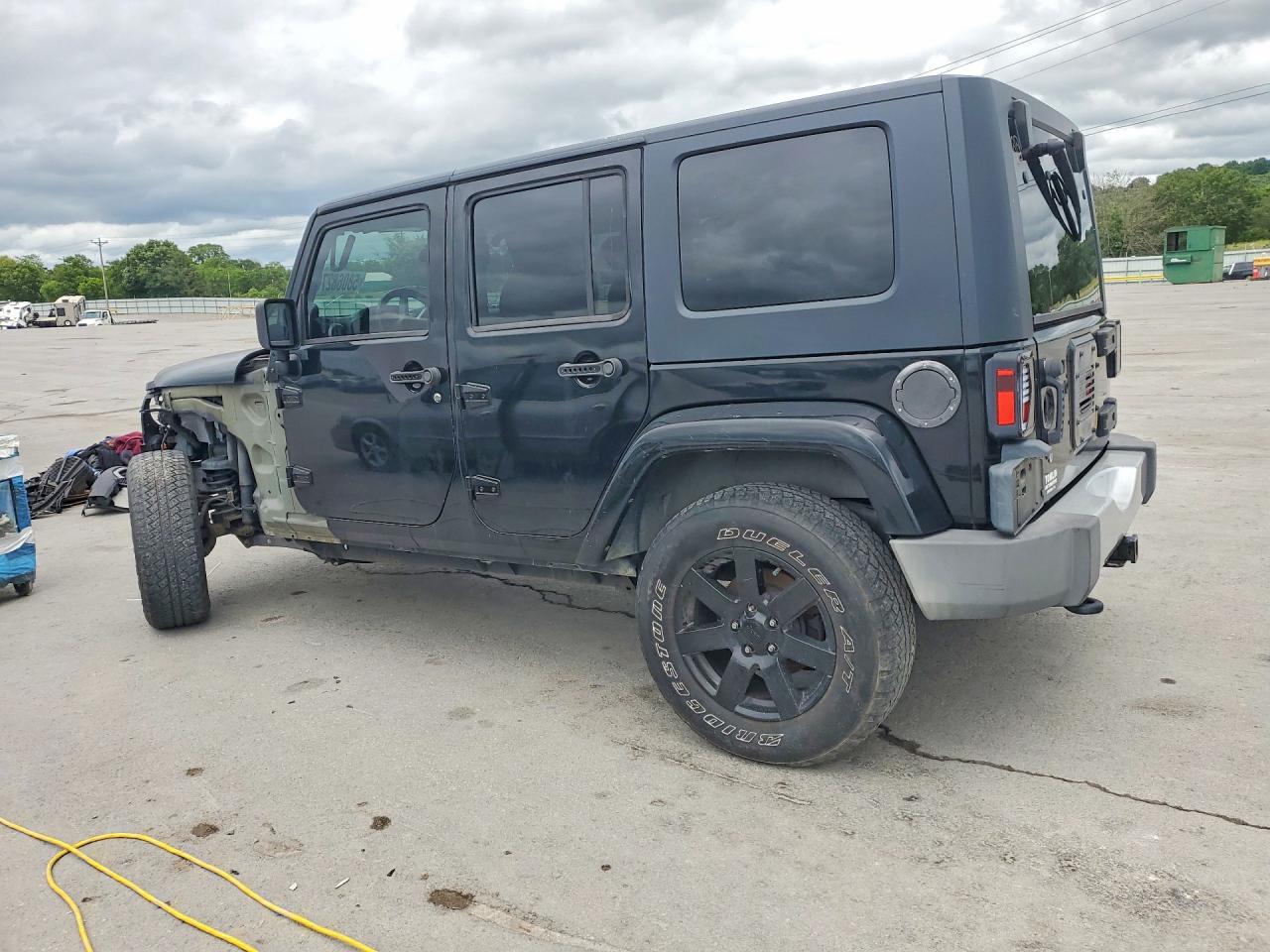 2010 Jeep Wrangler Unlimited Sahara Black vin: 1J4BA5H13AL123480