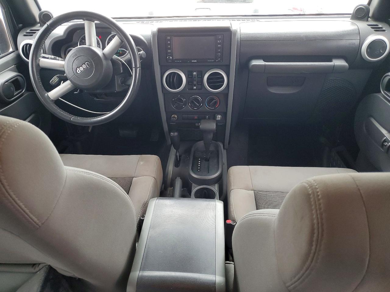 2010 Jeep Wrangler Unlimited Sahara Black vin: 1J4BA5H13AL123480