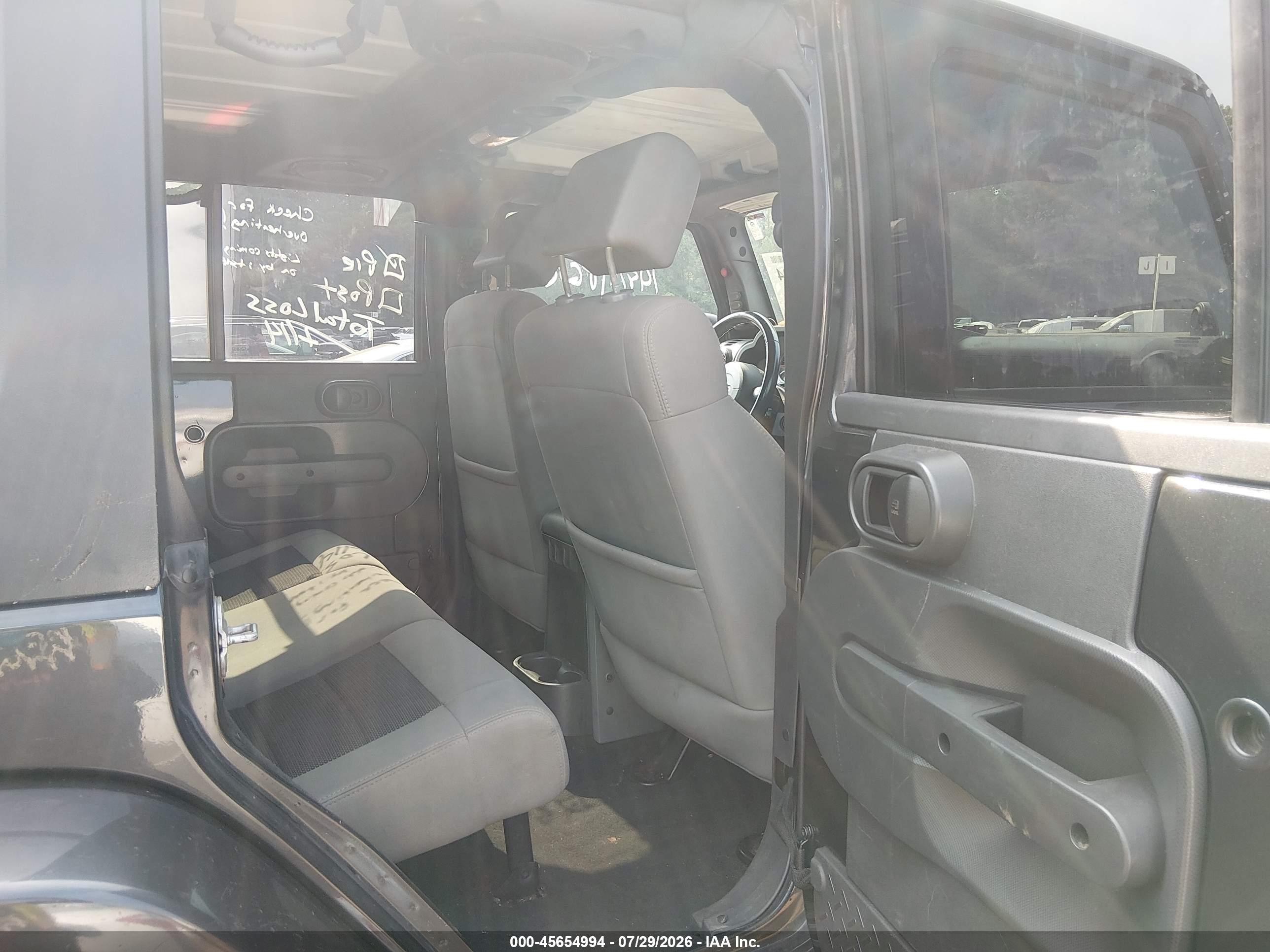 2010 Jeep Wrangler Unlimited Sahara Black vin: 1J4BA5H13AL139890
