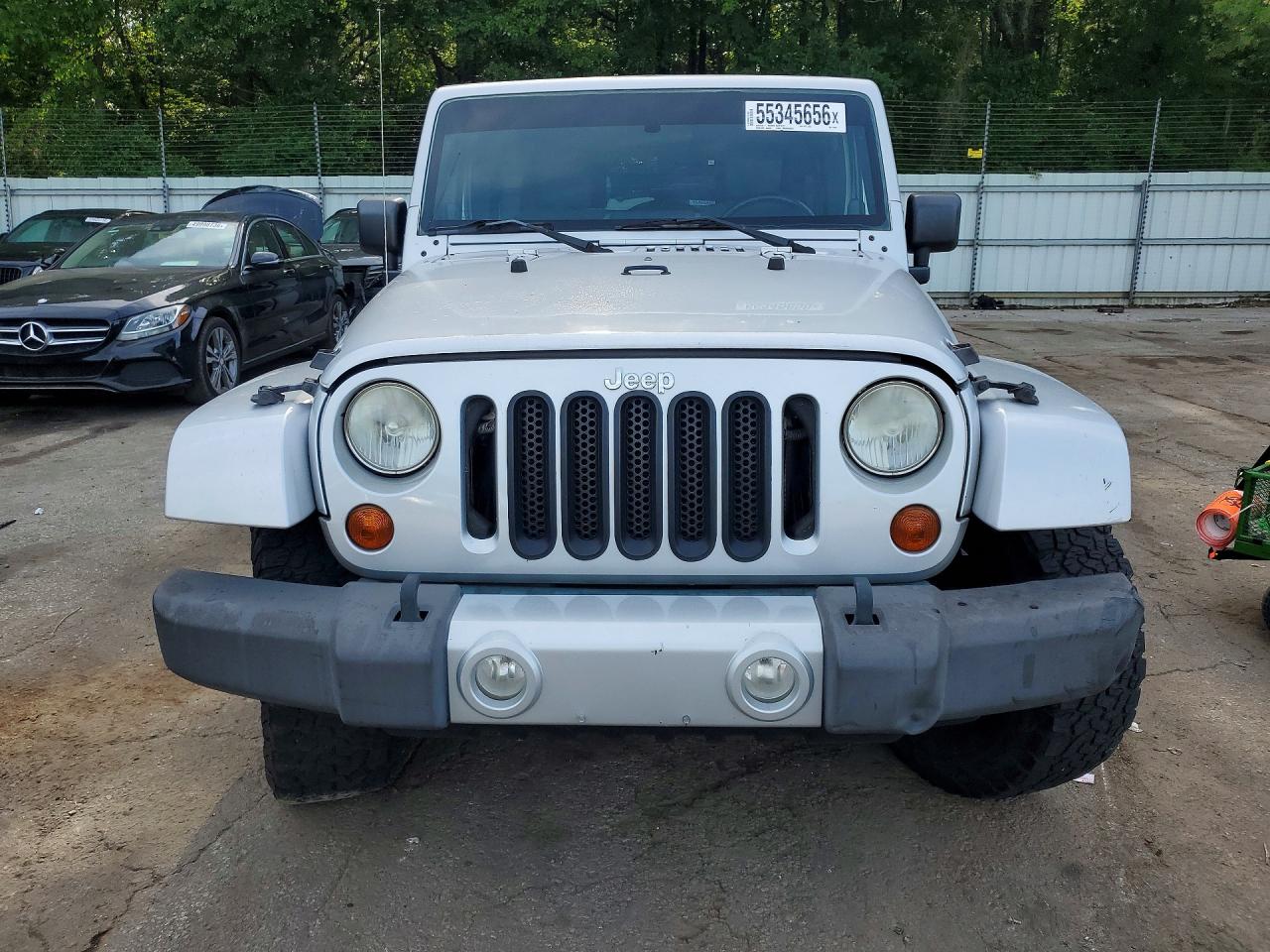 2010 Jeep Wrangler Unlimited Sahara Серый vin: 1J4BA5H14AL118059