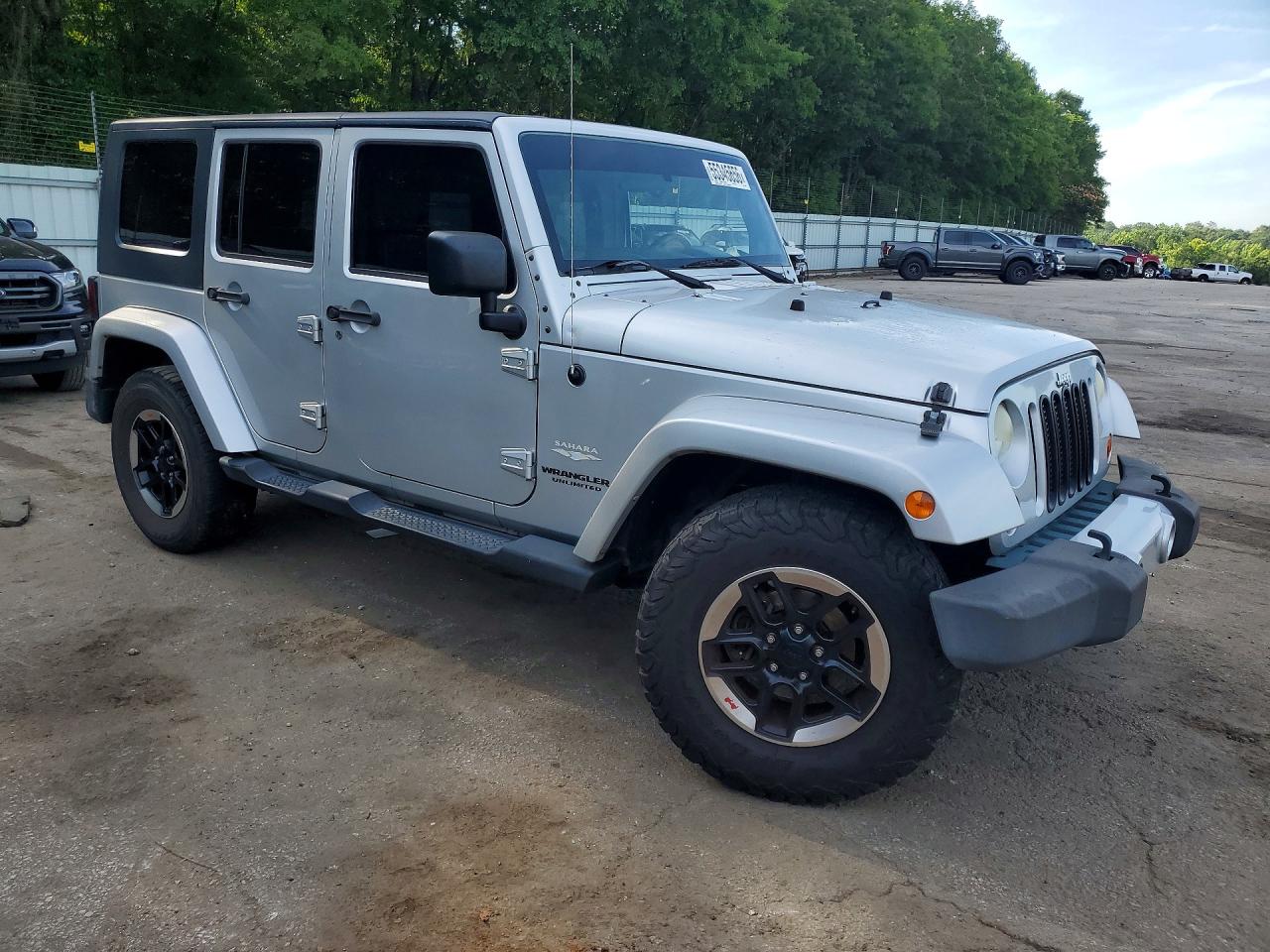 2010 Jeep Wrangler Unlimited Sahara Серый vin: 1J4BA5H14AL118059