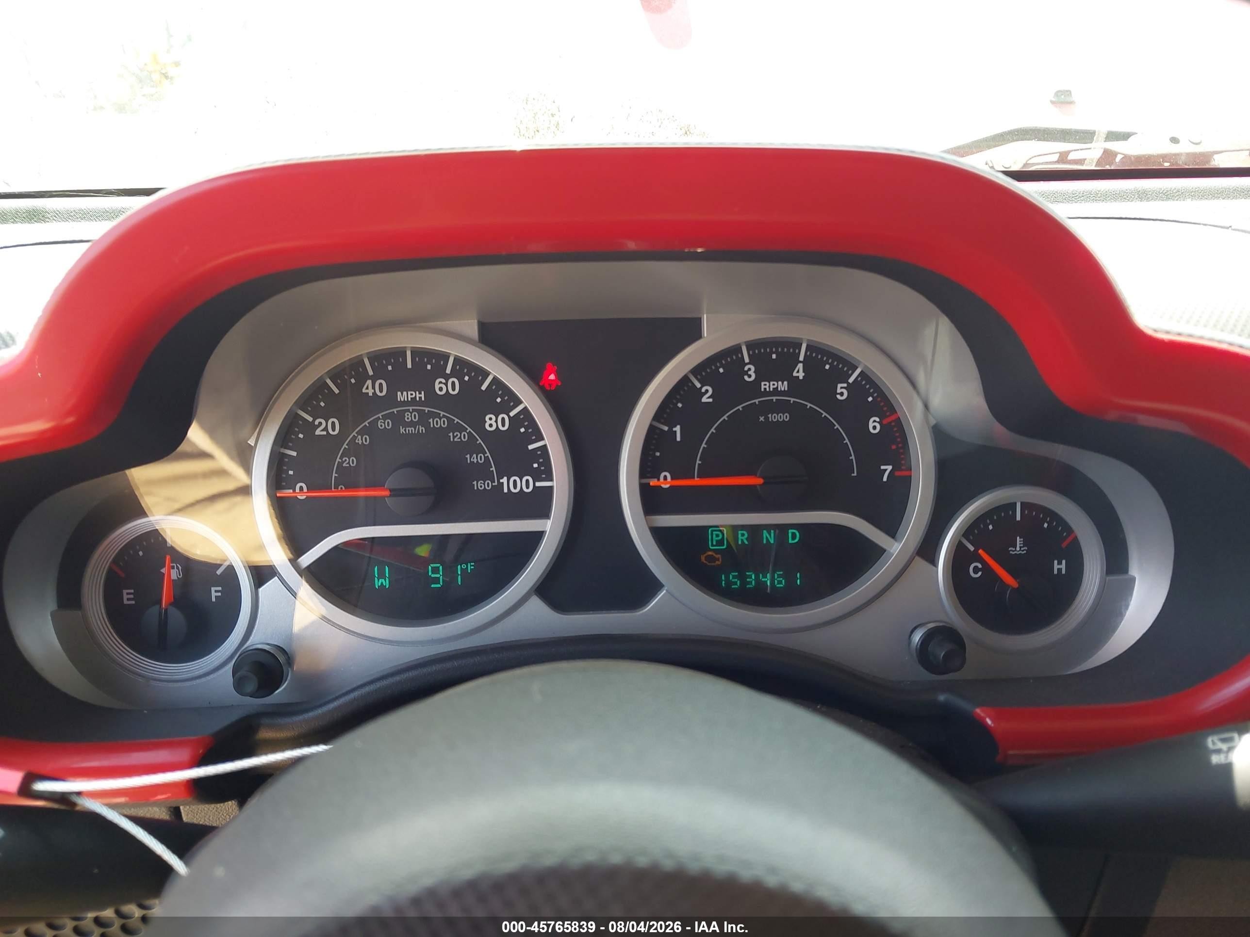 2010 Jeep Wrangler Unlimited Sahara Red vin: 1J4BA5H14AL215116