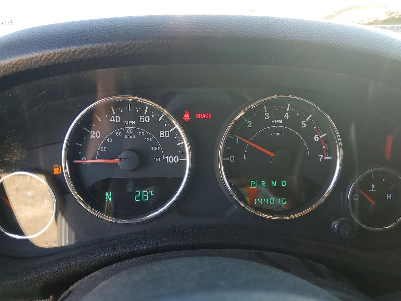 2011 Jeep Wrangler Unlimited Sahara Silver vin: 1J4BA5H14BL547087