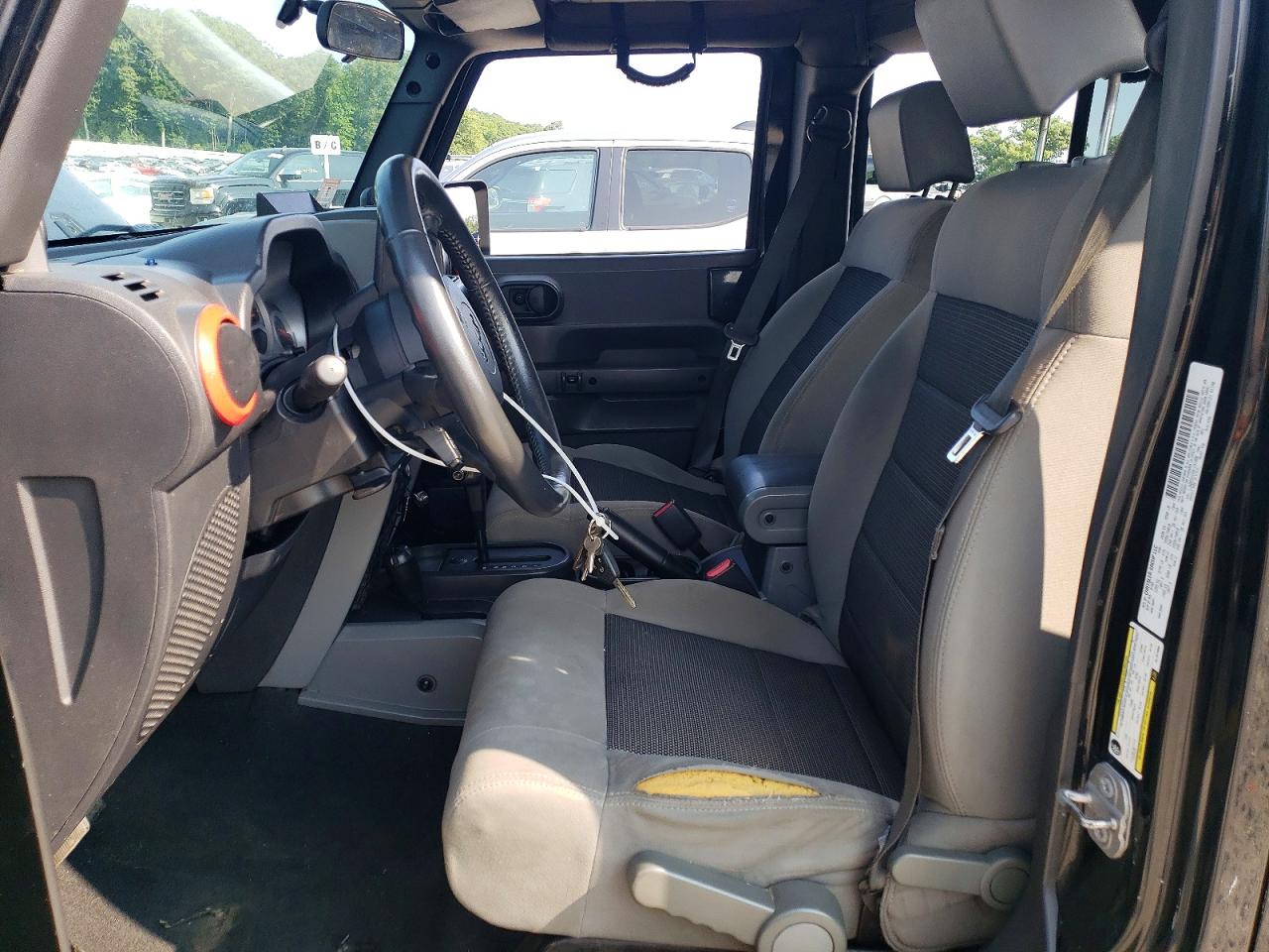 2010 Jeep Wrangler Unlimited Black vin: 1J4BA5H15AL101996