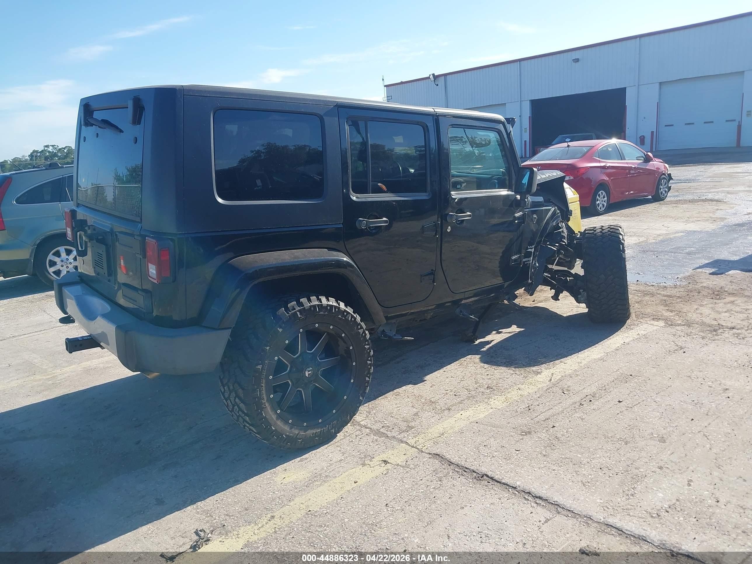 2010 Jeep Wrangler Unlimited Sahara Black vin: 1J4BA5H15AL111489