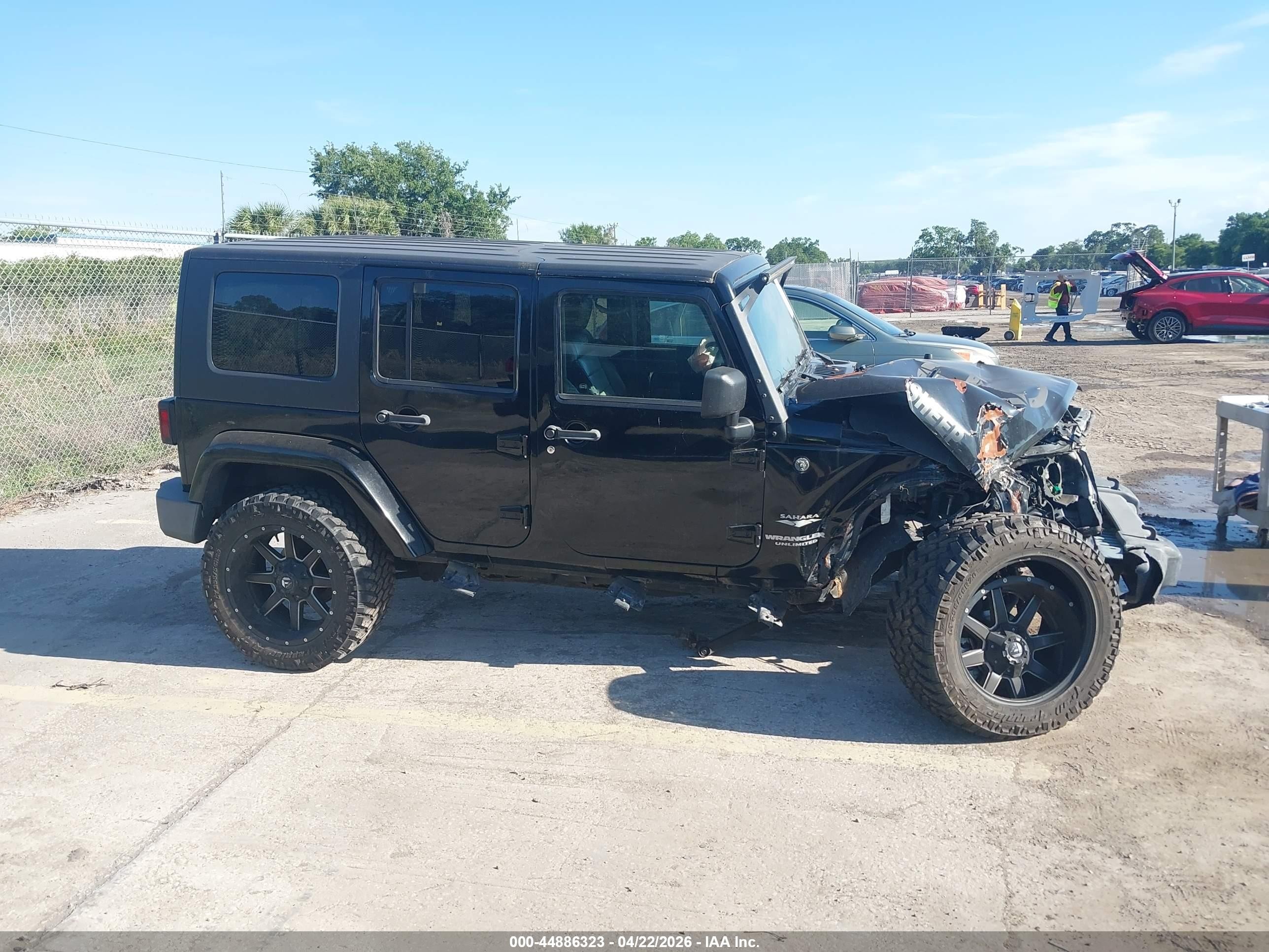 2010 Jeep Wrangler Unlimited Sahara Black vin: 1J4BA5H15AL111489