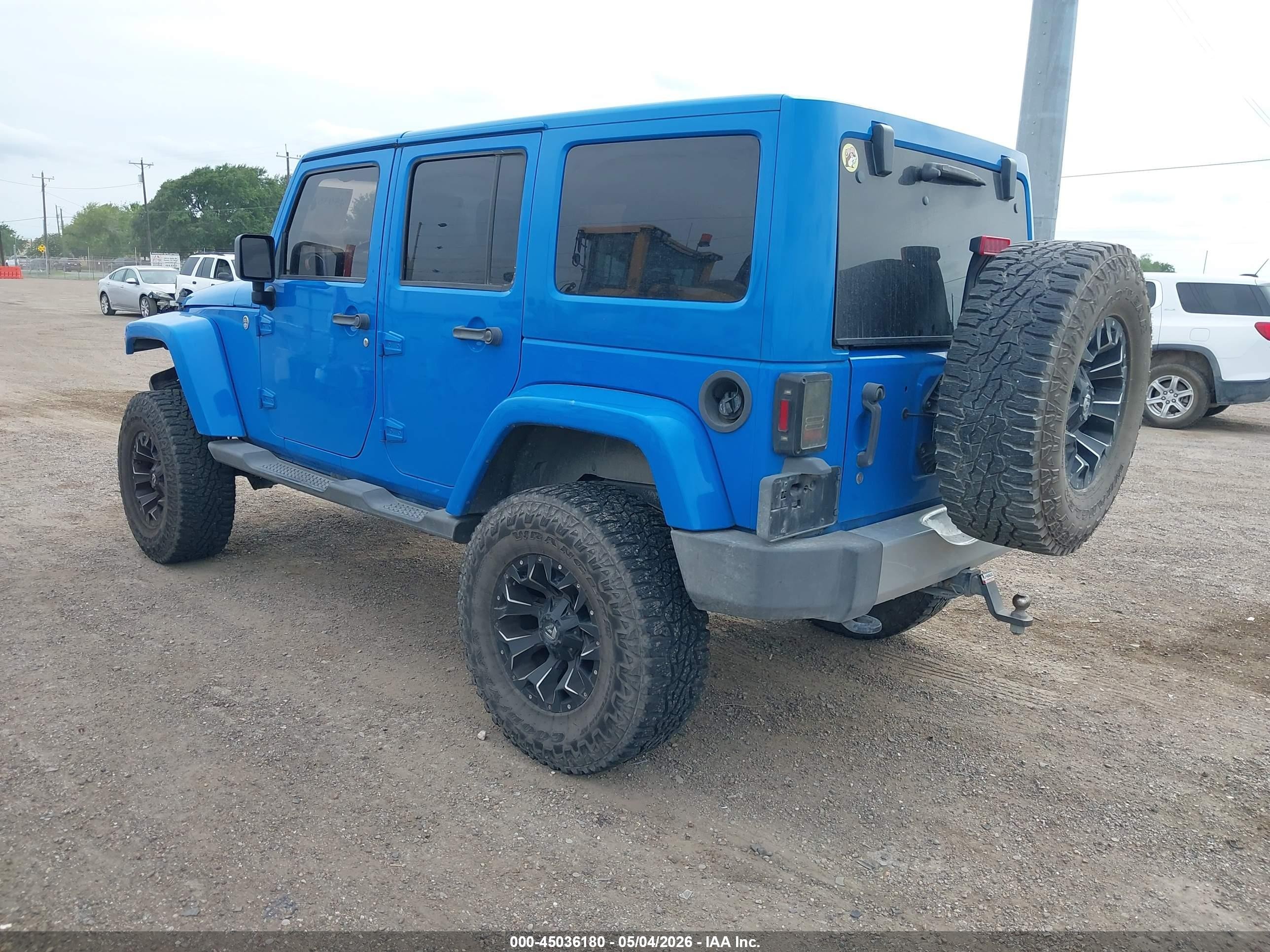 2011 Jeep Wrangler Unlimited Sahara Blue vin: 1J4BA5H15BL559216