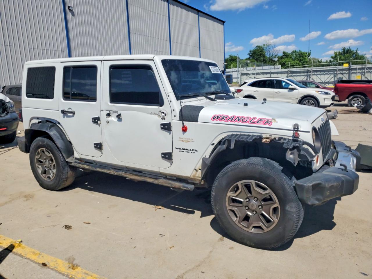 2011 Jeep Wrangler Unlimited Sahara White vin: 1J4BA5H15BL592815