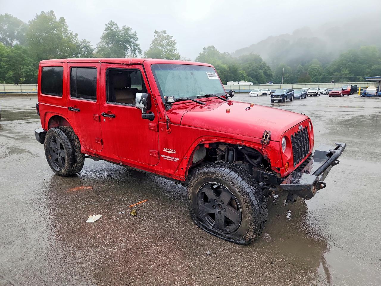 2011 Jeep Wrangler Unlimited Sahara Red vin: 1J4BA5H15BL638496