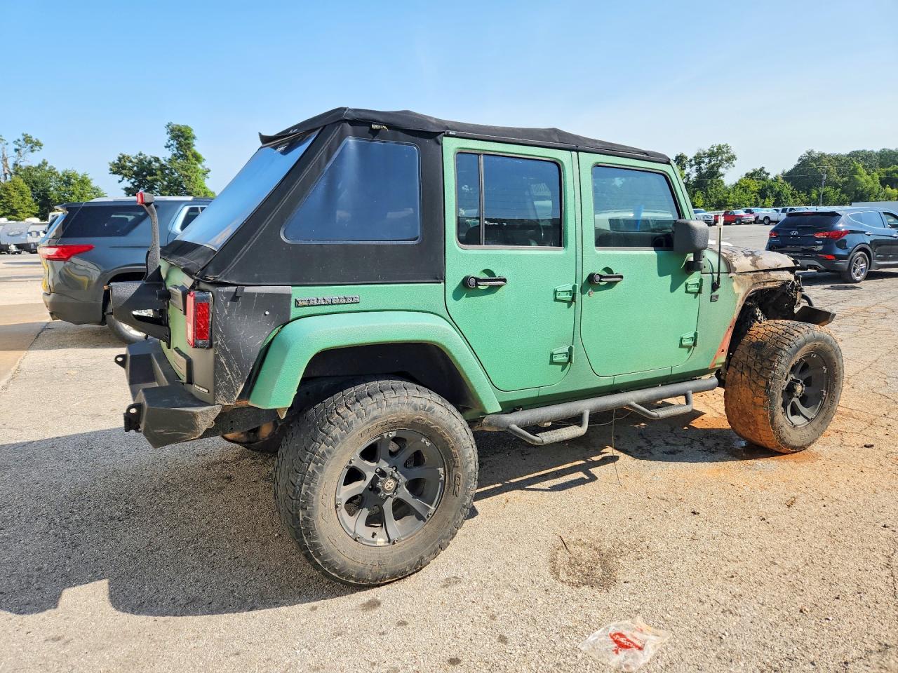 2010 Jeep Wrangler Unlimited Sahara Green vin: 1J4BA5H16AL180658