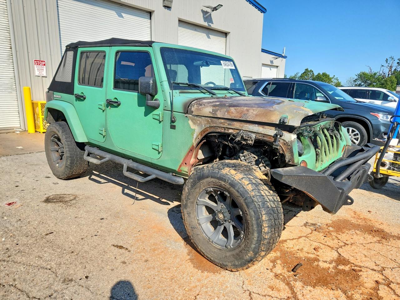 2010 Jeep Wrangler Unlimited Sahara Green vin: 1J4BA5H16AL180658