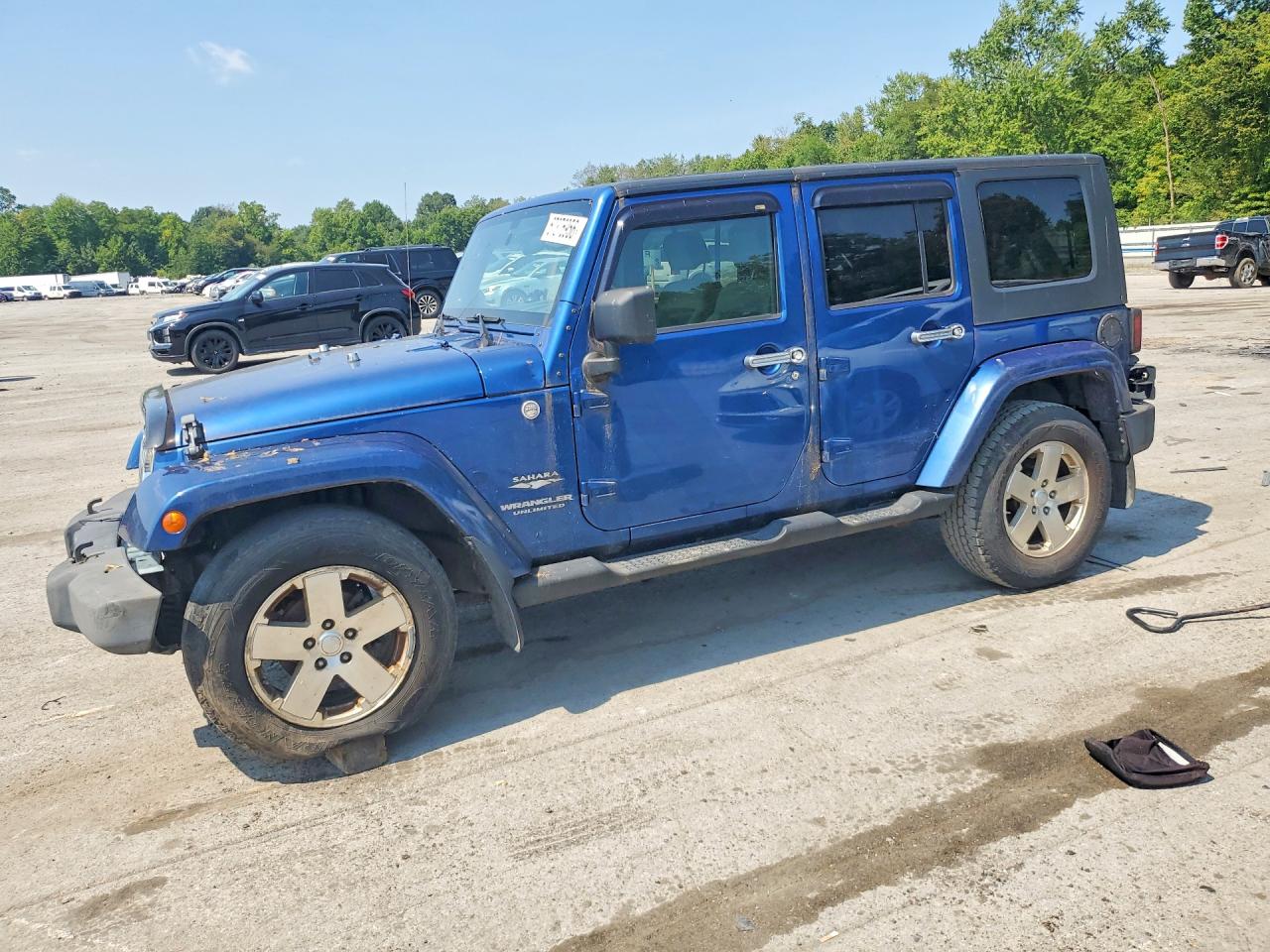 2010 Jeep Wrangler Unlimited Sahara Blue vin: 1J4BA5H17AL116130